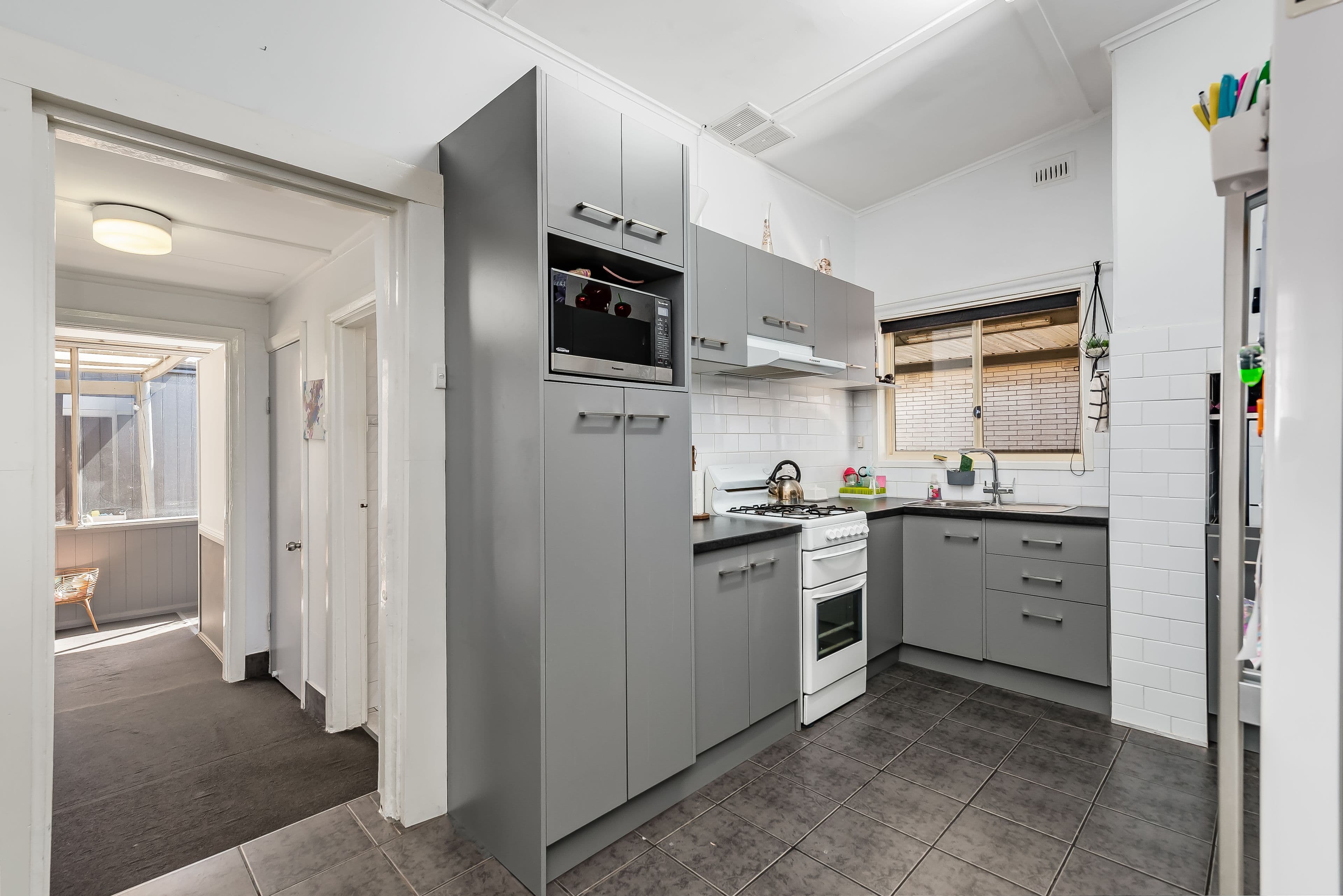 10 Third Street, Wingfield SA 5013, Wingfield - Thumbnail 2