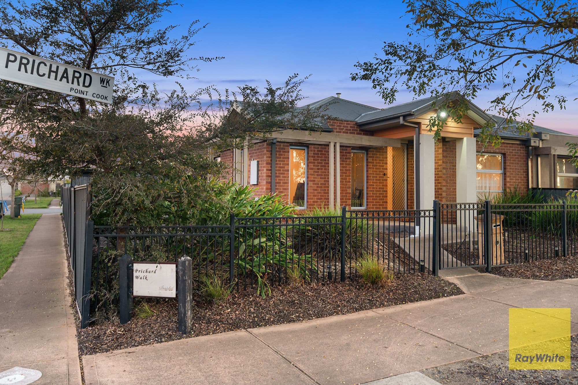 1 Prichard Walk, Point Cook VIC 3030, Point Cook - Thumbnail 2