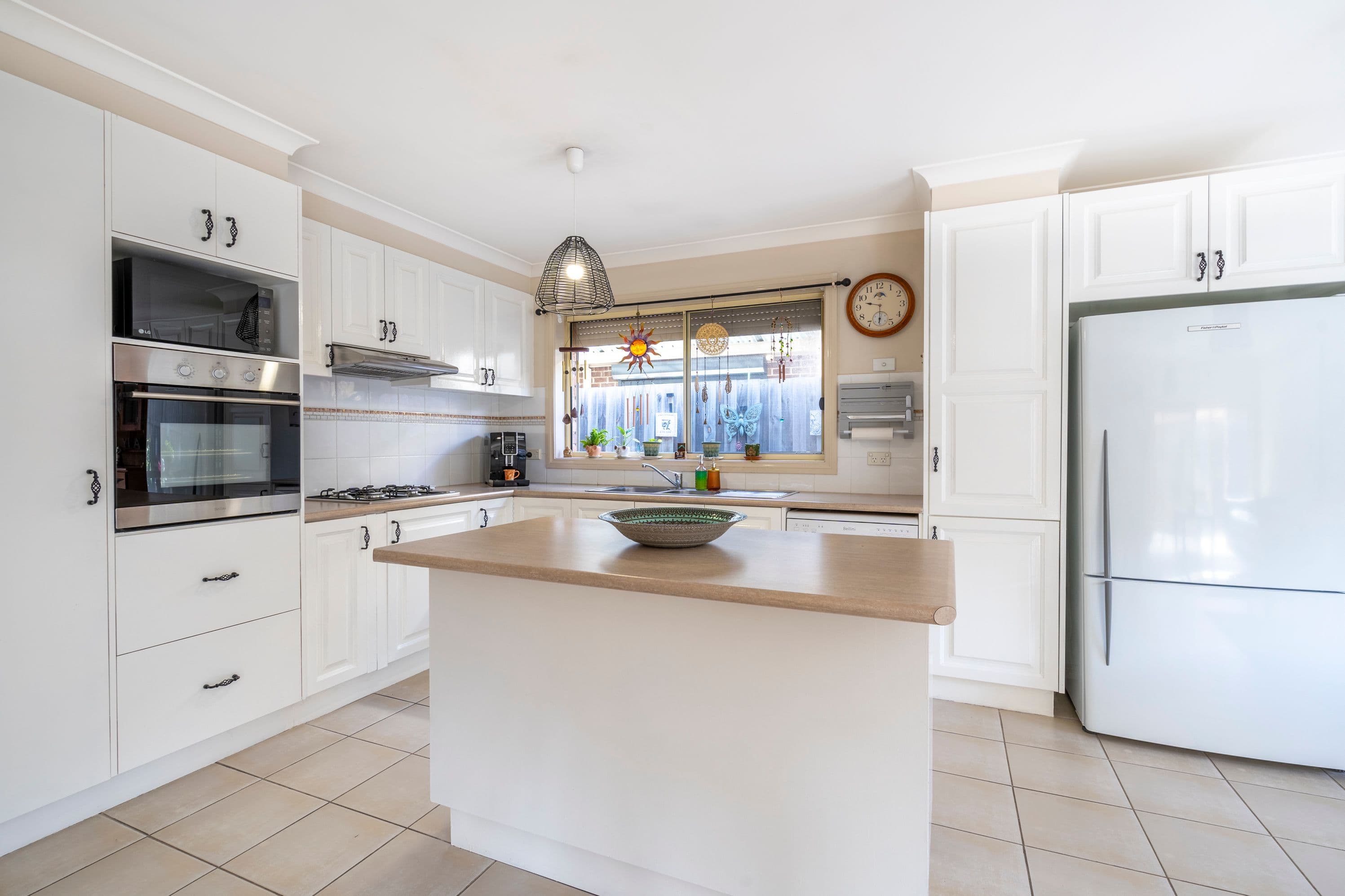 33 Parlette Terrace, South Morang VIC 3752, South Morang - Thumbnail 2