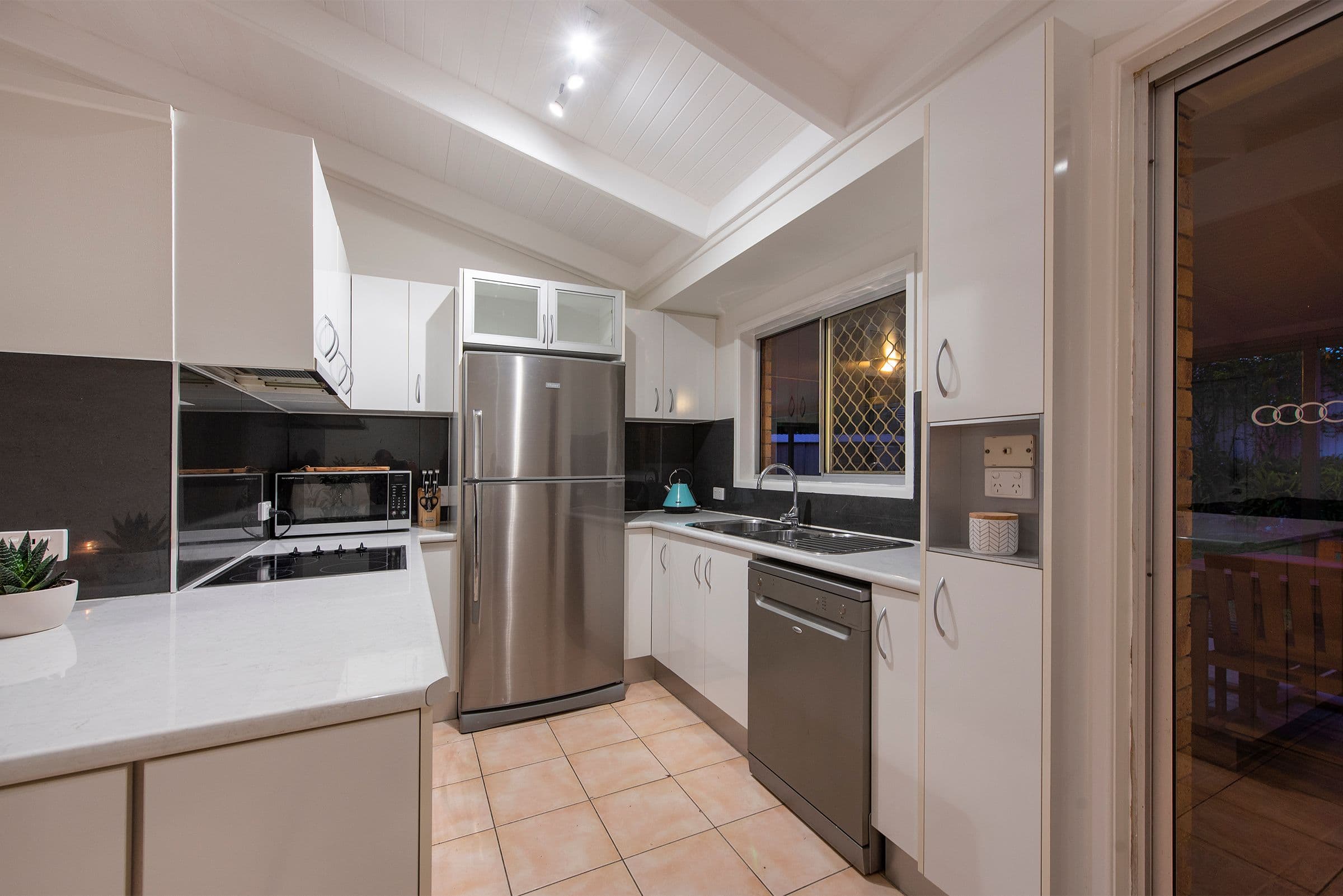 12 Gosford Court, Rochedale South QLD 4123, Rochedale South - Thumbnail 3
