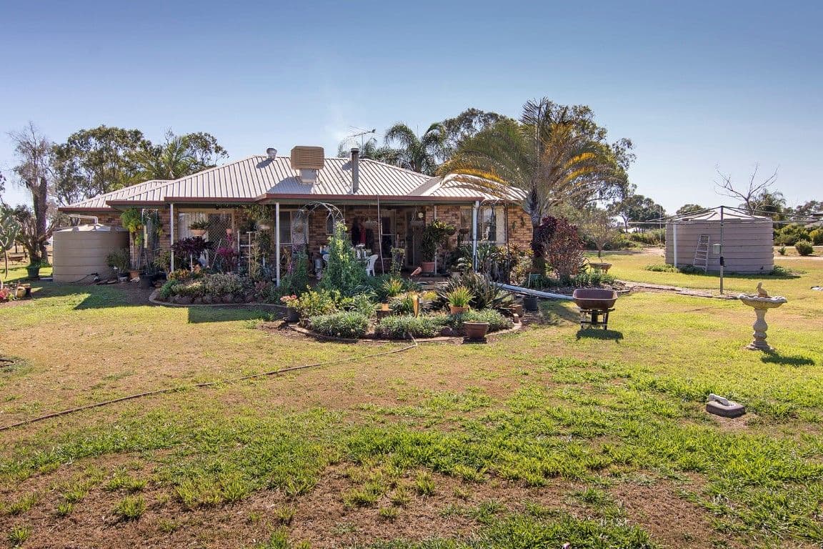 1 Yellowlea Court, OAKEY QLD 4401, Oakey - Thumbnail 8