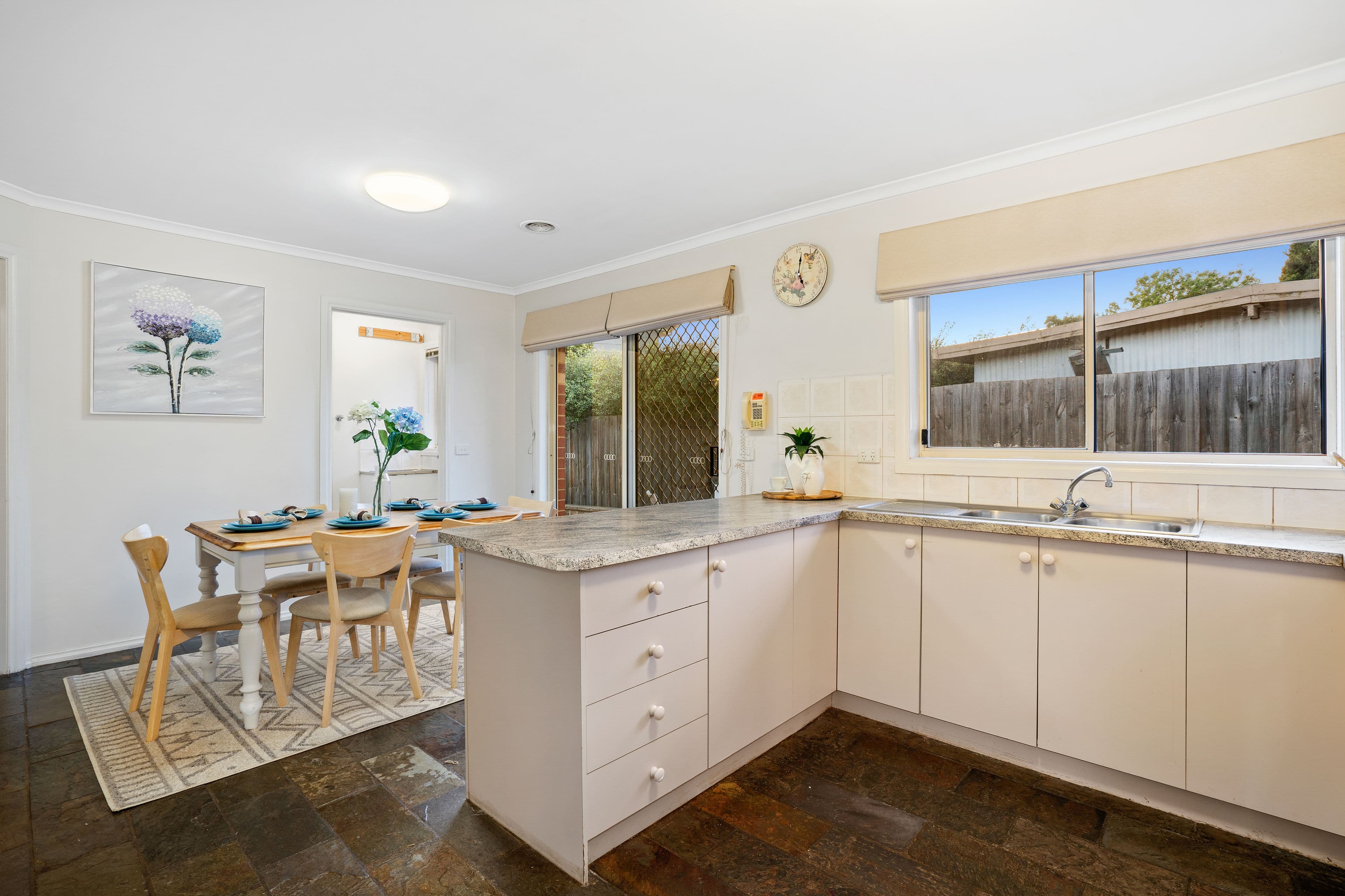 12-14 McGlynn Avenue, South Morang VIC 3752, South Morang - Thumbnail 4