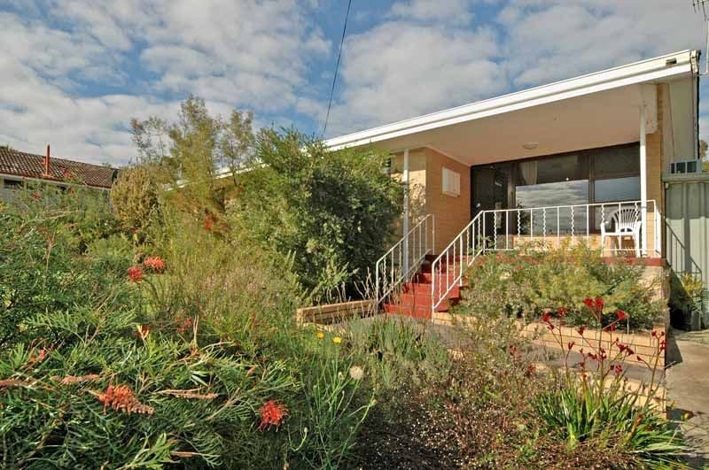 37 Roxwell Way, GIRRAWHEEN WA 6064, Girrawheen - Thumbnail 3
