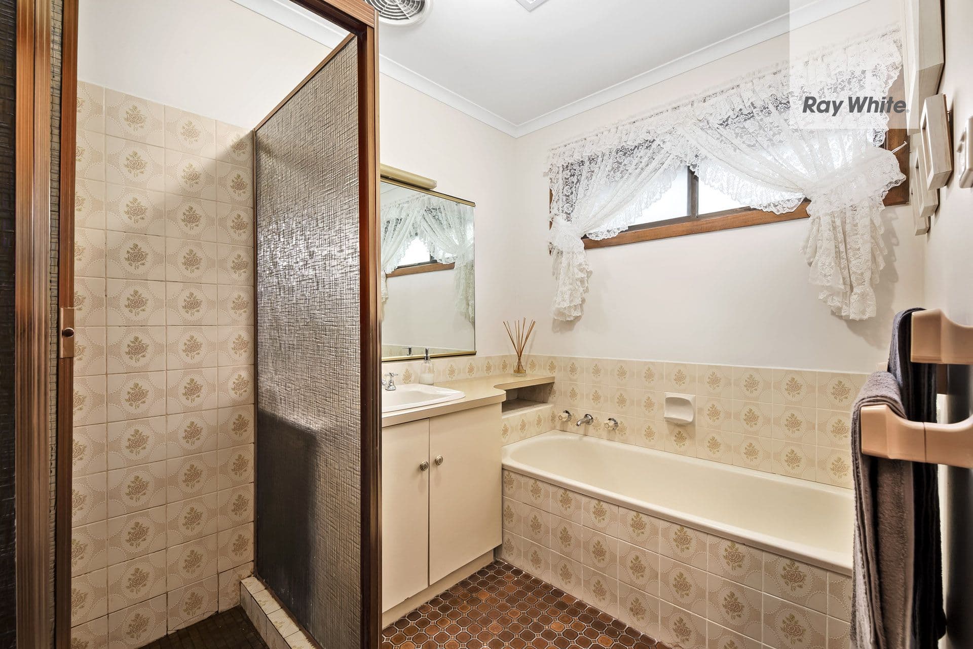 38 Wenden Road, Mill Park VIC 3082, Mill Park - Thumbnail 4