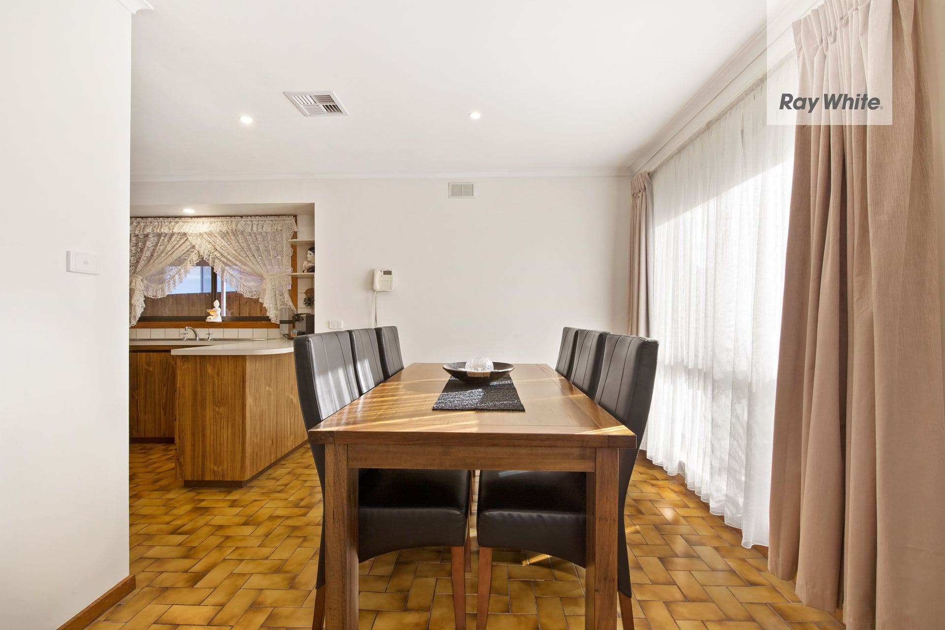 38 Wenden Road, Mill Park VIC 3082, Mill Park - Thumbnail 7