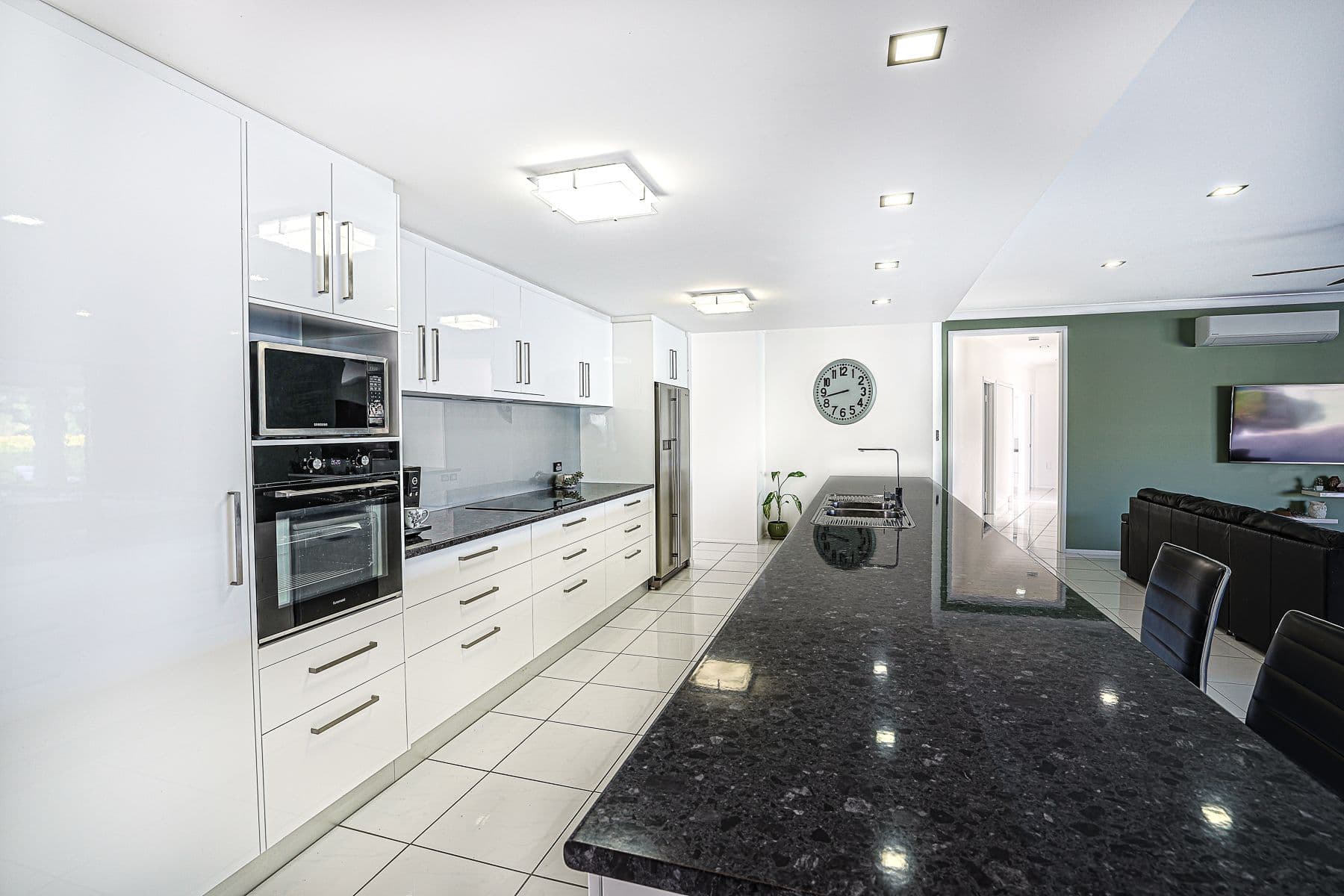 30 Quinn Street, Emerald QLD 4720, Emerald - Thumbnail 6