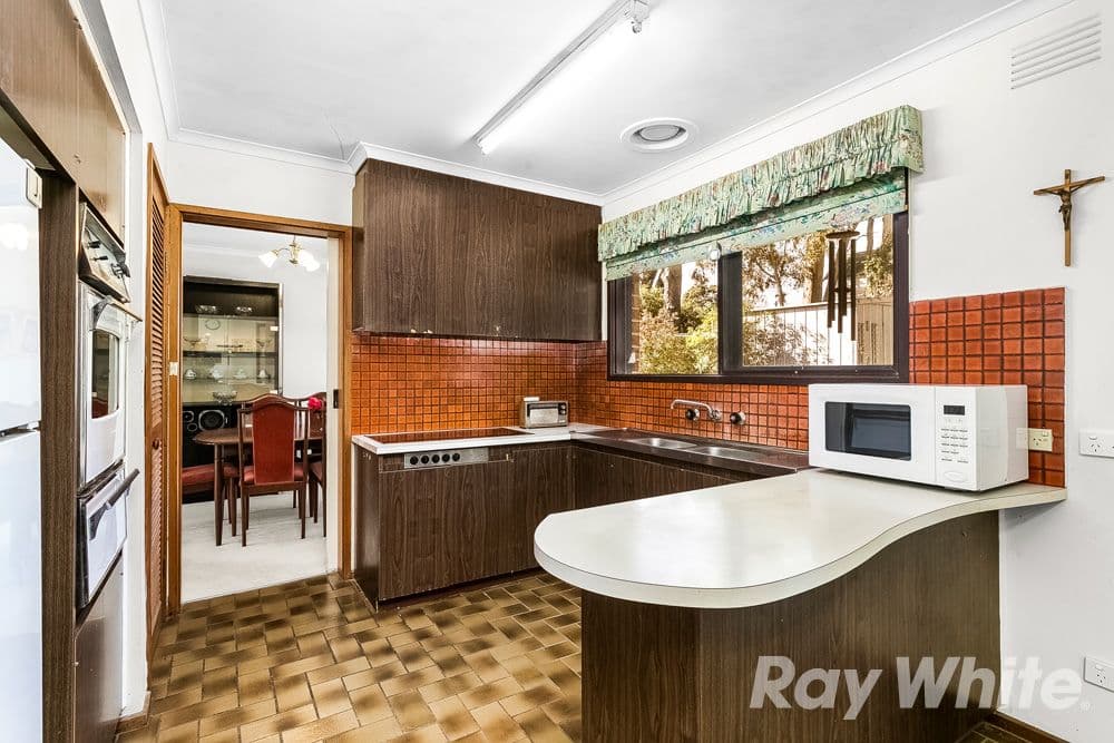 17 Harris Crescent, Glen Waverley VIC 3150, Glen Waverley - Thumbnail 4