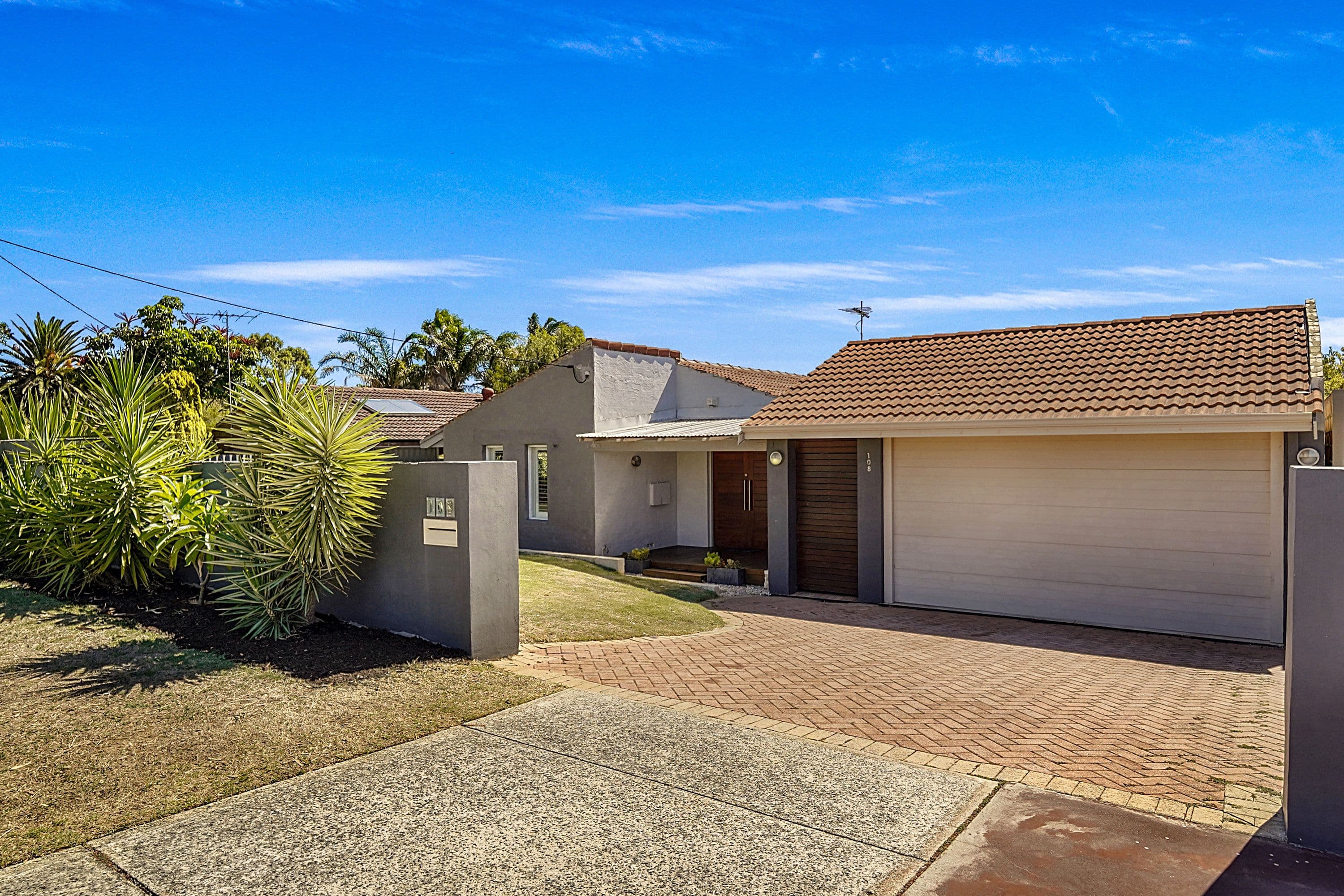 108 Bridgewater Drive, Kallaroo WA 6025, Kallaroo - Thumbnail 3