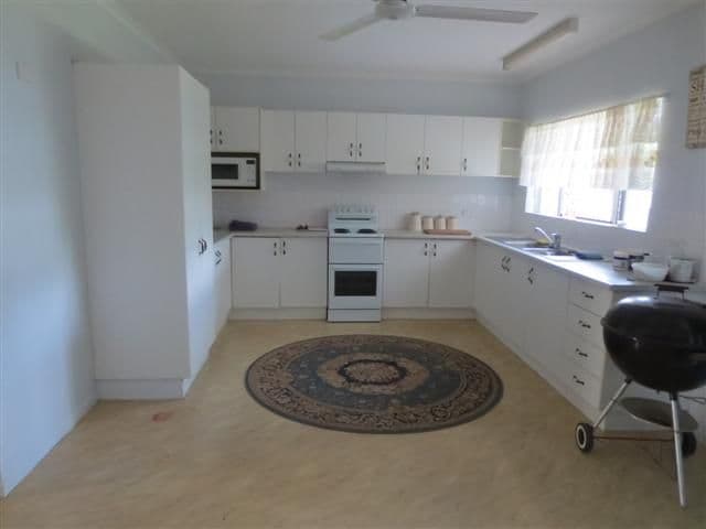16 Blackbird Street, BENTLEY PARK QLD 4869, Bentley Park - Thumbnail 3