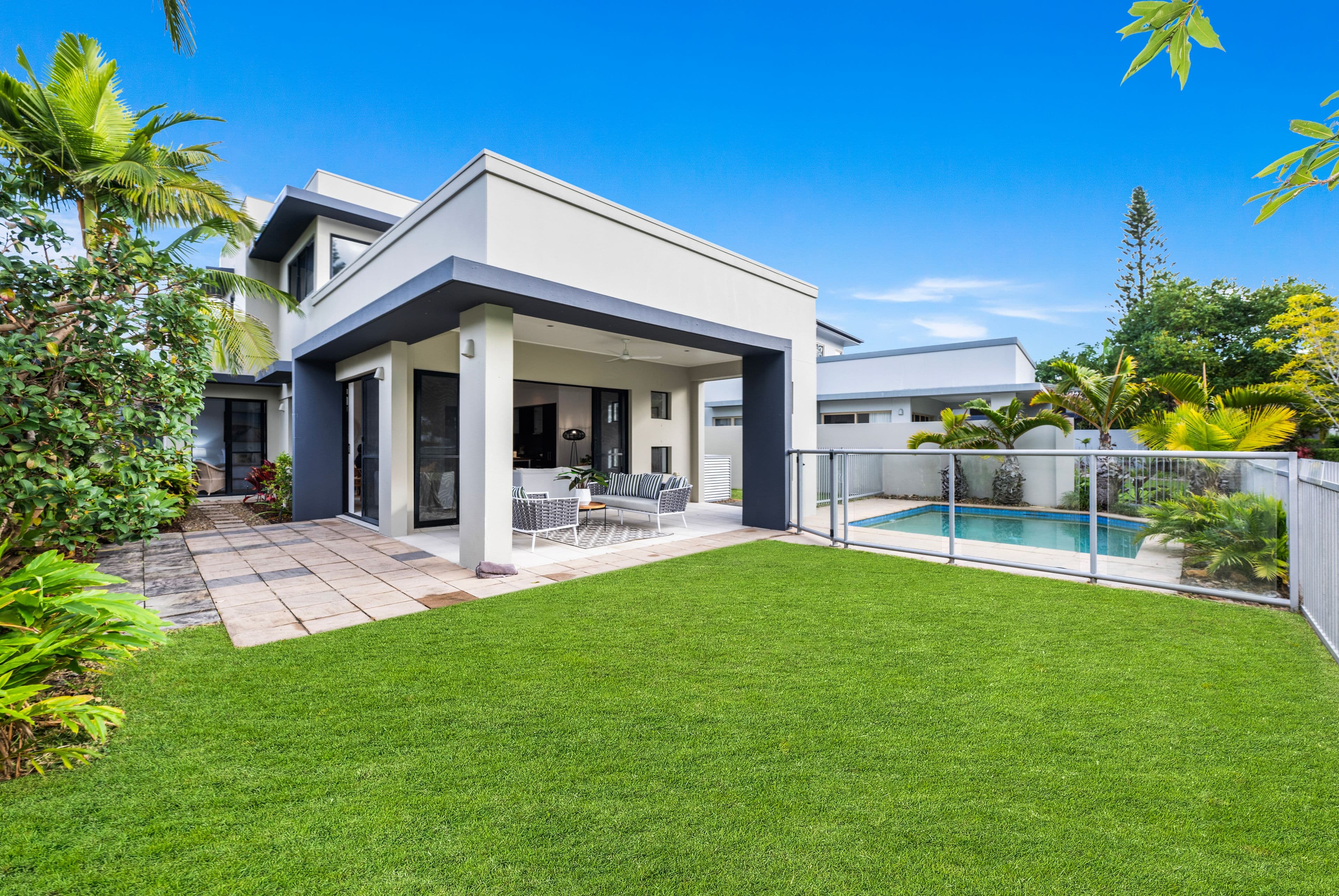 6113 Trasimeno Avenue, Hope Island QLD 4212, Hope Island - Image 1