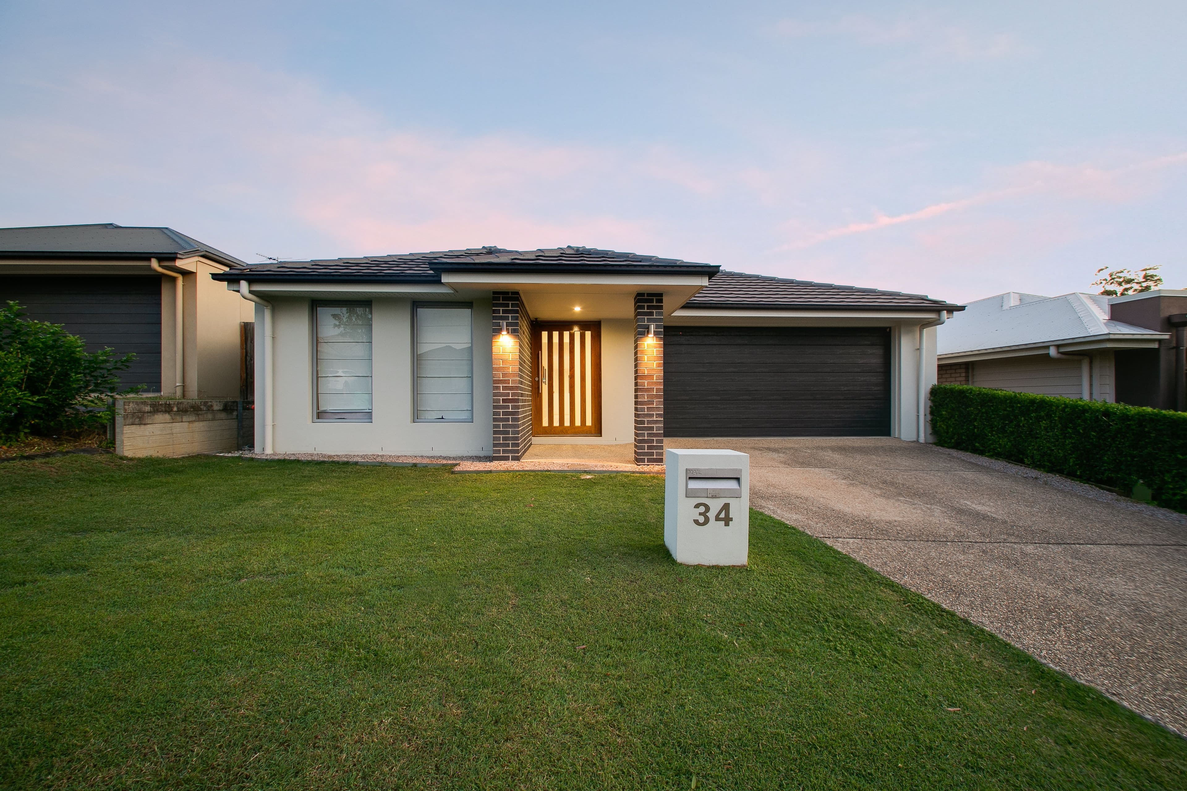 34 Arnaldo Avenue, Augustine Heights QLD 4300, Augustine Heights - Thumbnail 4