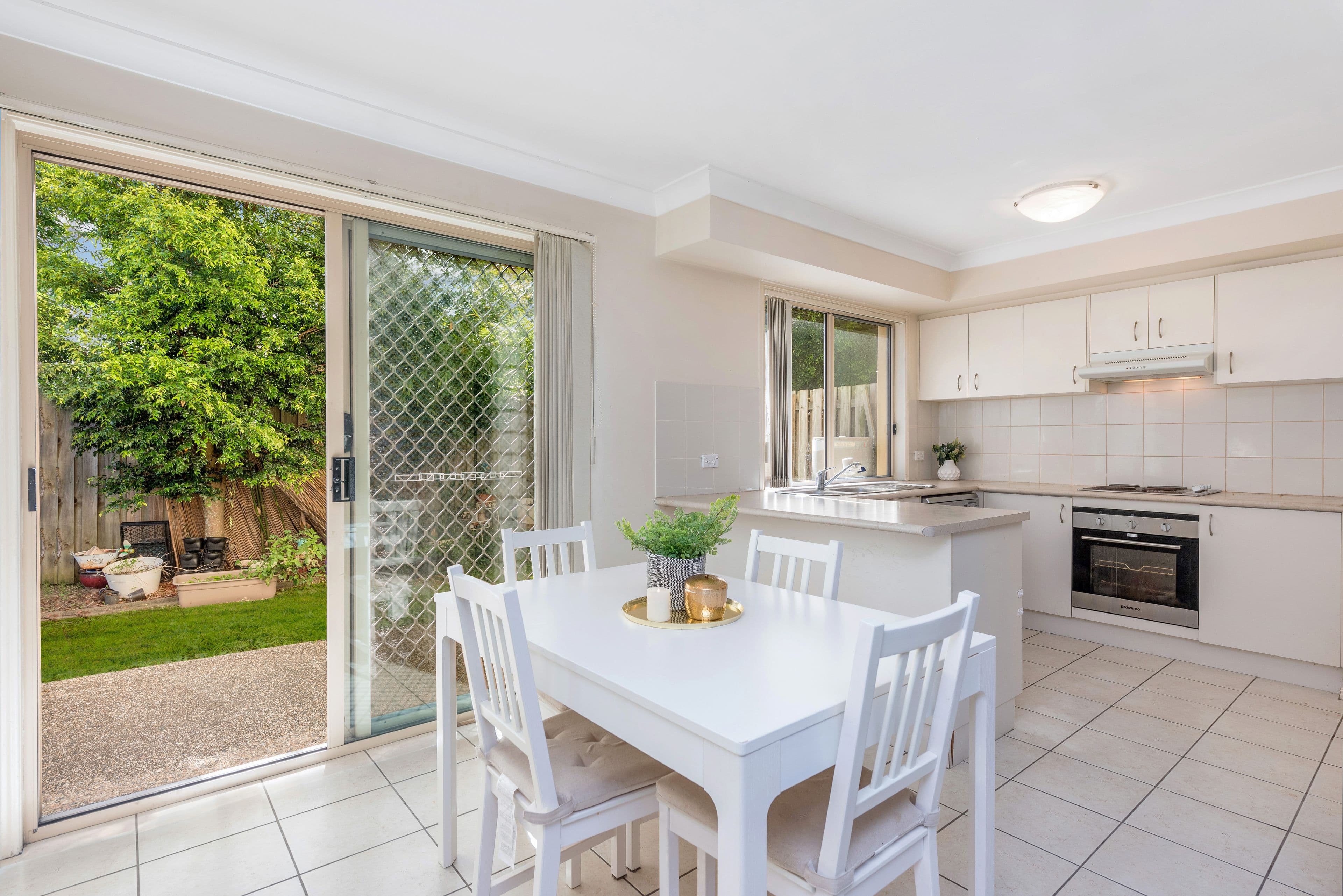 150 Meadowlands Road, Carina QLD 4152, Carina - Thumbnail 4
