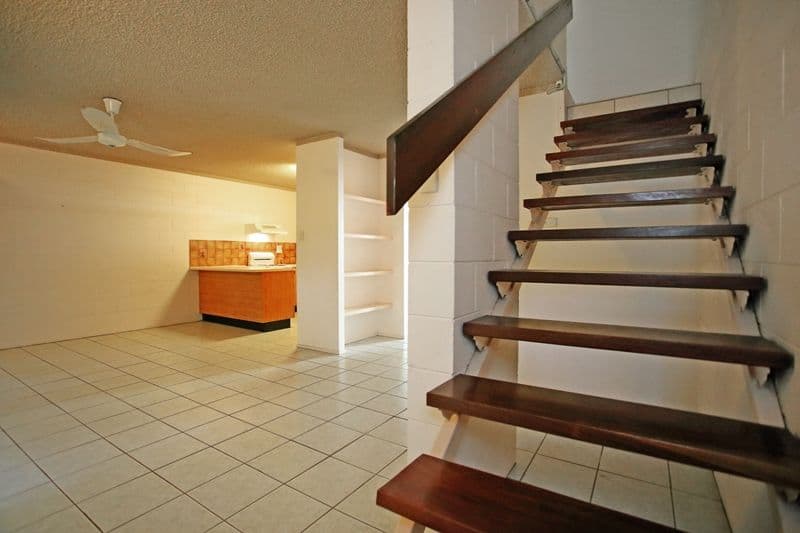 30 Princes Road, Hyde Park QLD 4812, Hyde Park - Thumbnail 4