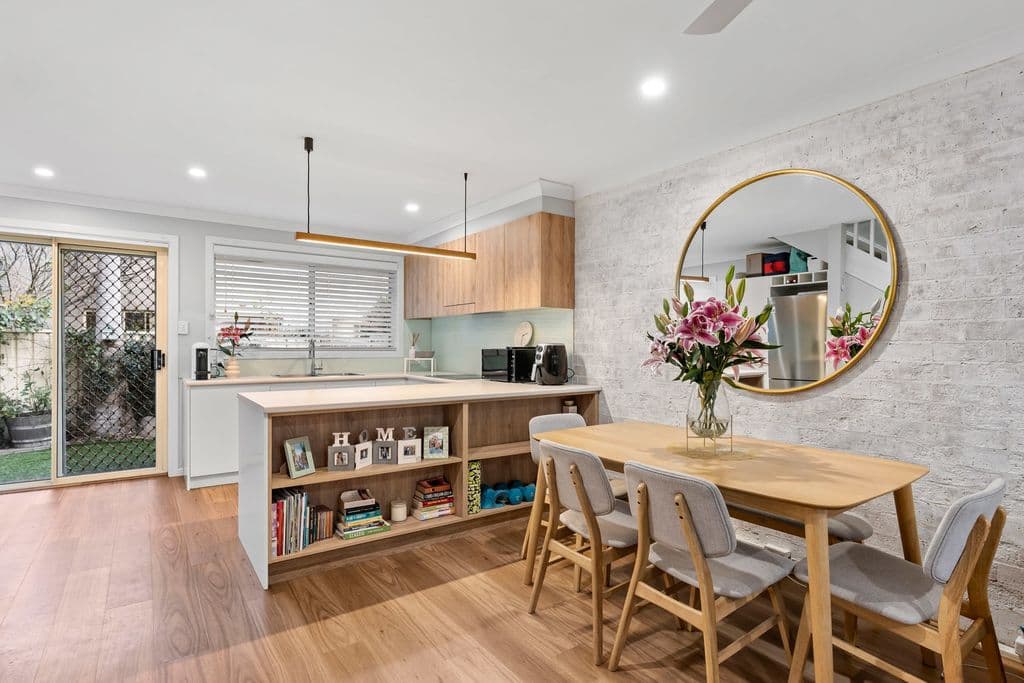 9/25 Waratah Street, East Gosford - Image 1