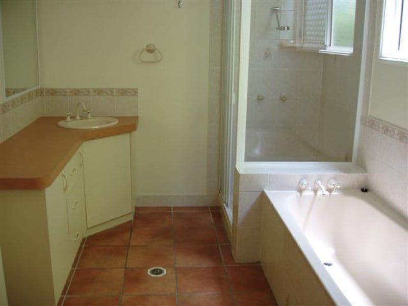 164 Oaka Street, SOUTH GLADSTONE QLD 4680, South Gladstone - Thumbnail 3