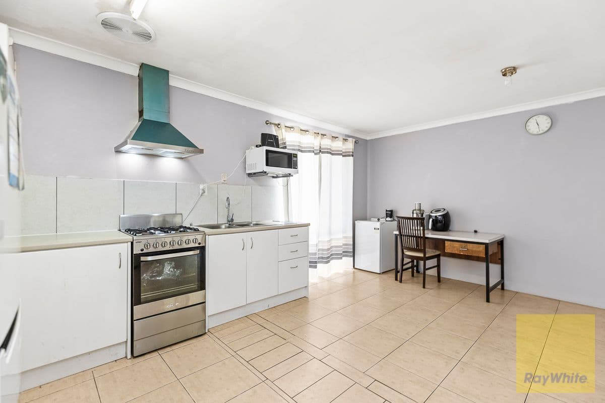 25 Rochester Avenue, Beckenham WA 6107, Beckenham - Thumbnail 2
