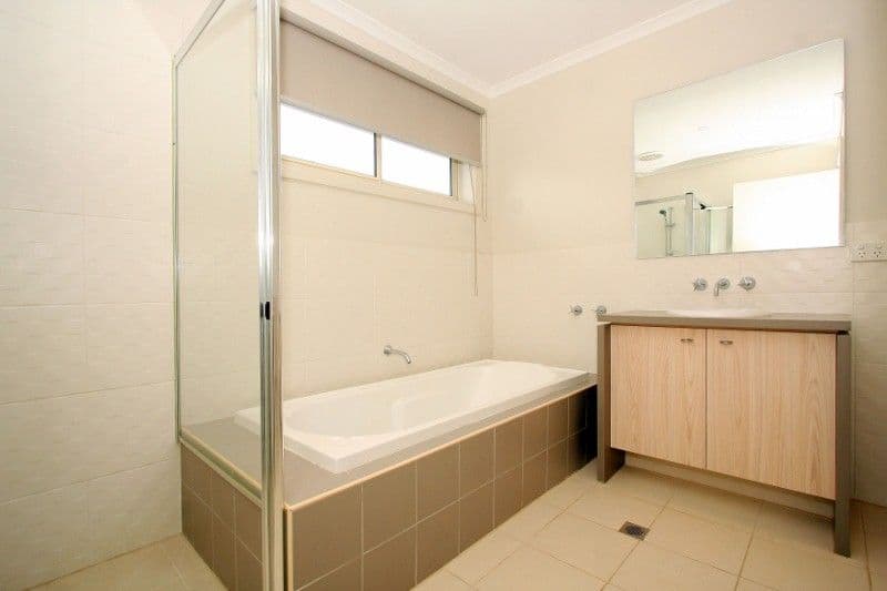 22 Garnet Way, TAYLORS HILL VIC 3037, Taylors Hill - Thumbnail 6