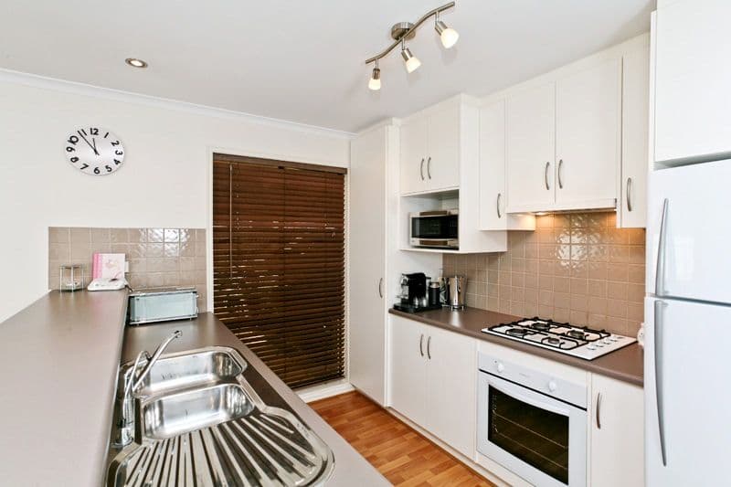 6 Martindale Road, PARAFIELD GARDENS SA 5107, Parafield Gardens - Thumbnail 3