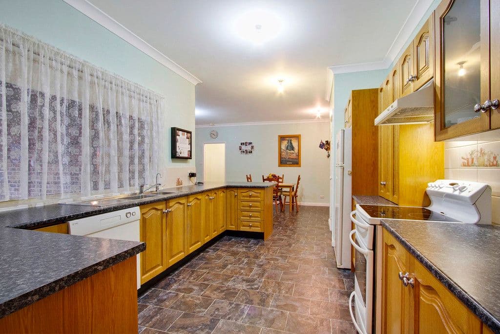 33 Castlereagh Road, Wilberforce - Thumbnail 7