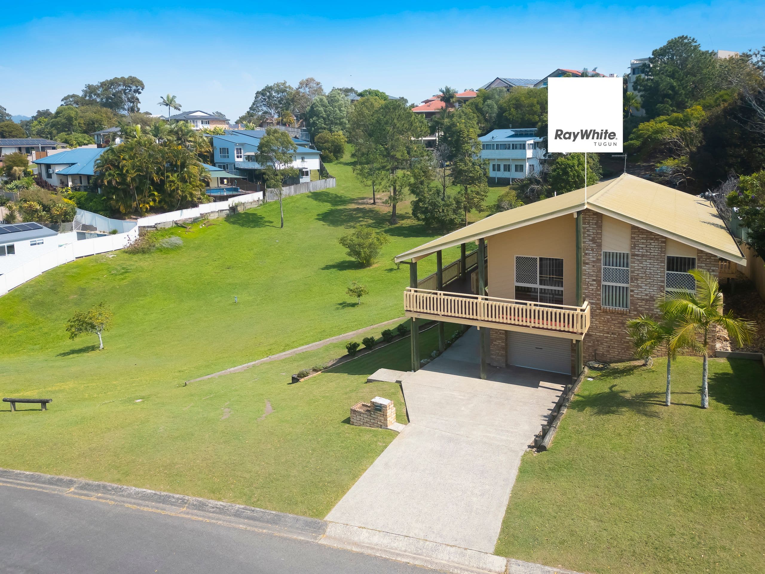 37 Nollamara Drive, Elanora QLD 4221, Elanora - Thumbnail 2