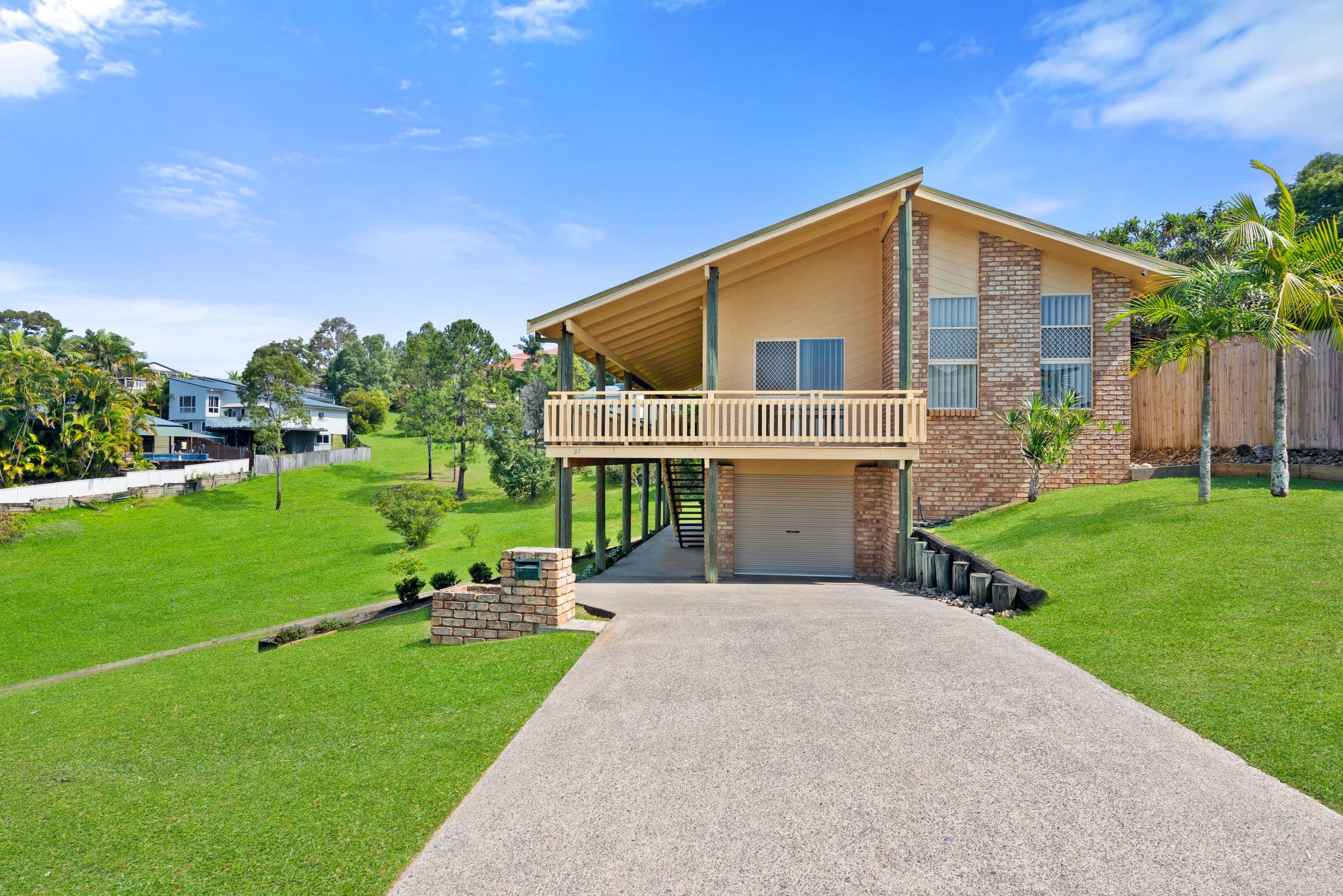 37 Nollamara Drive, Elanora QLD 4221, Elanora - Thumbnail 3