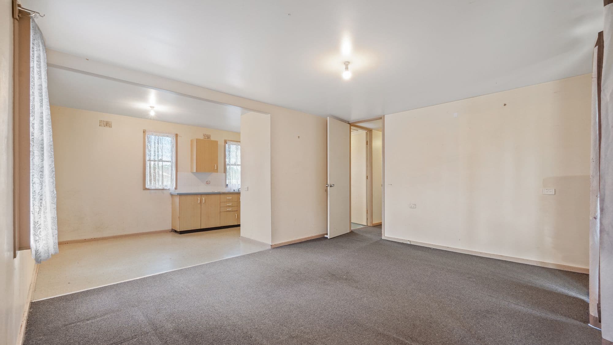 4 Yarrawin Way, Airds NSW 2560, Airds - Thumbnail 4