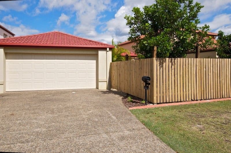 70 Tee Trees Boulevard, ARUNDEL QLD 4214, Arundel - Image 1