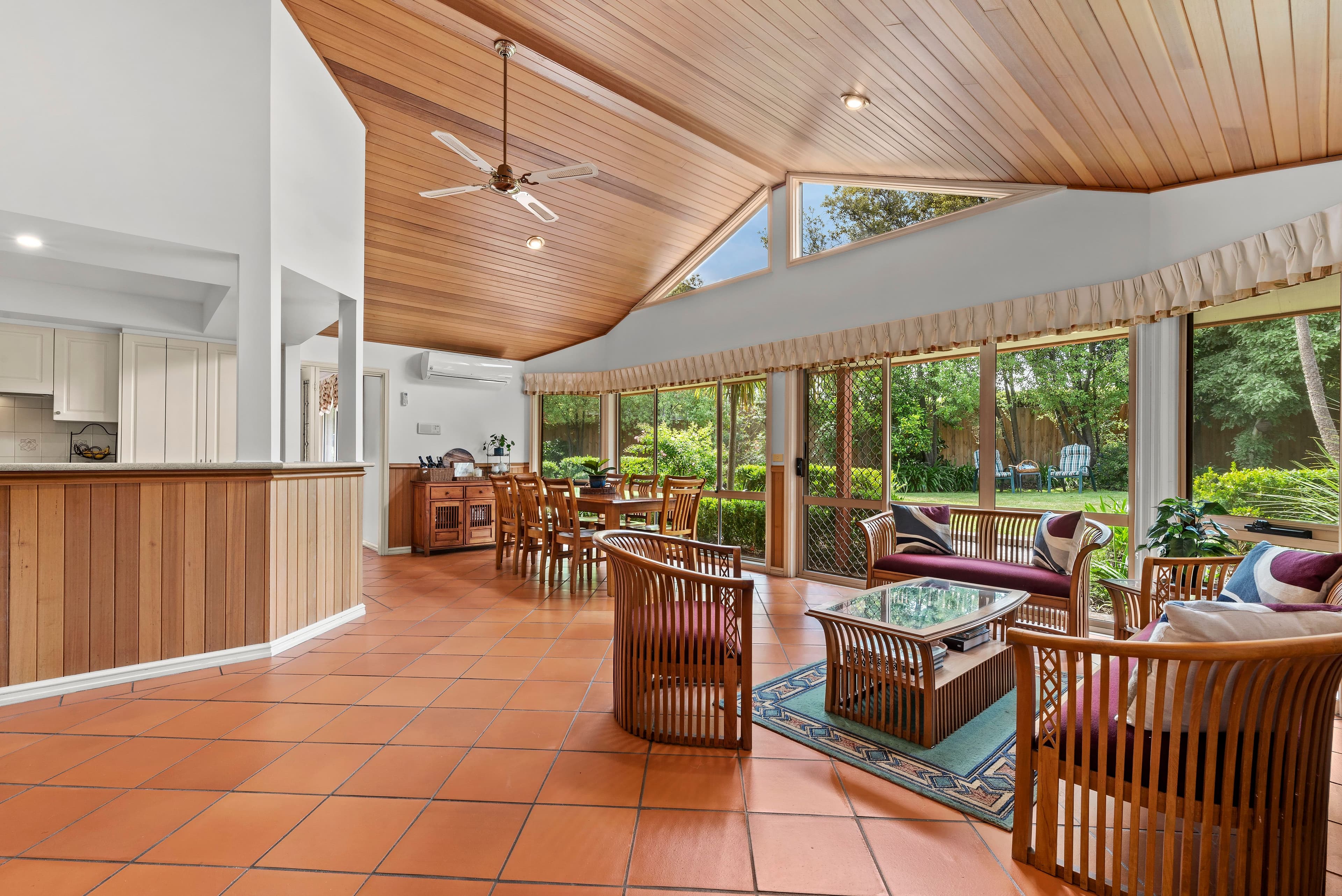 12 Fernbrook Rise, Knoxfield VIC 3180, Knoxfield - Thumbnail 5