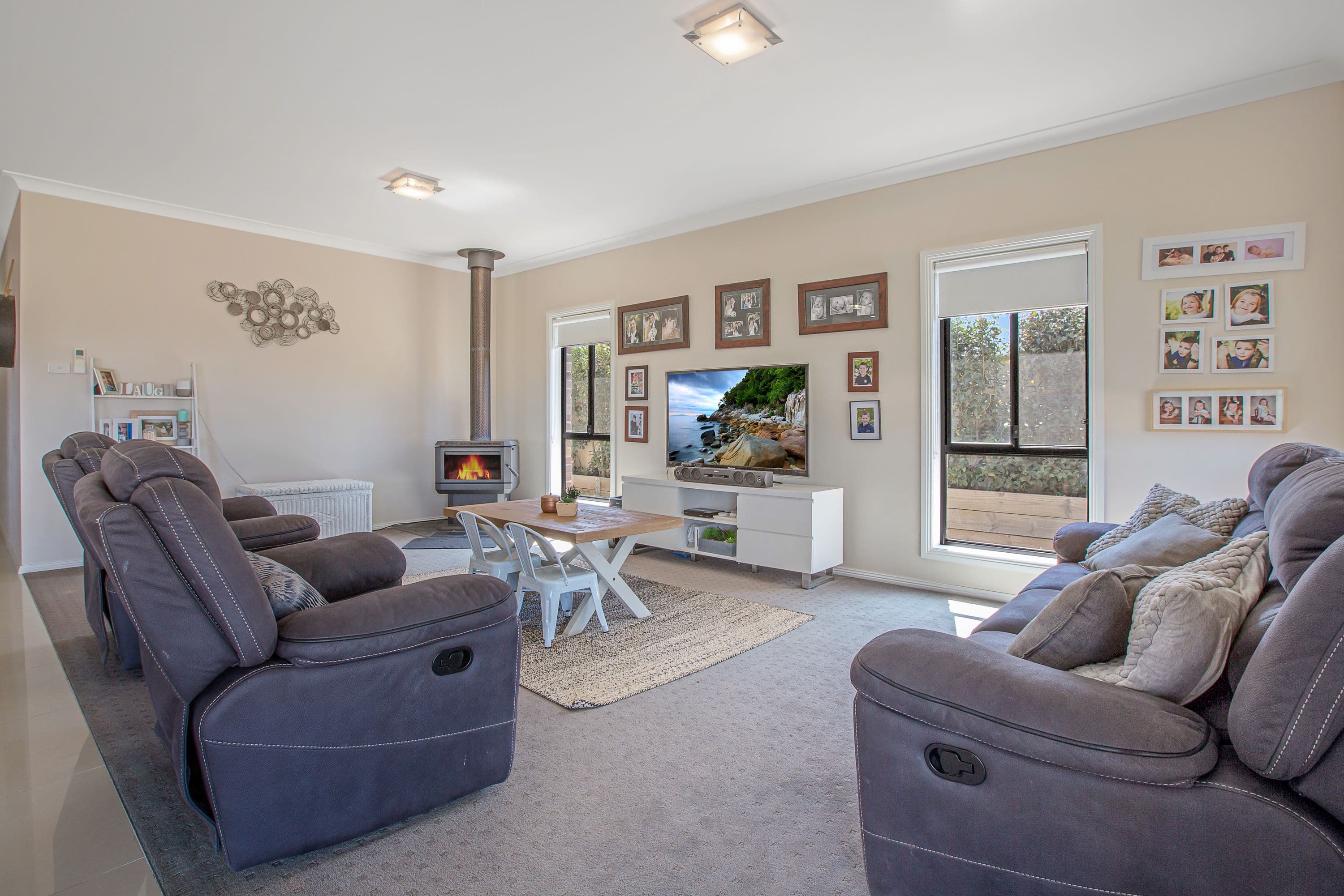 12 Karenvar Avenue, Tamworth NSW 2340, Tamworth - Thumbnail 2