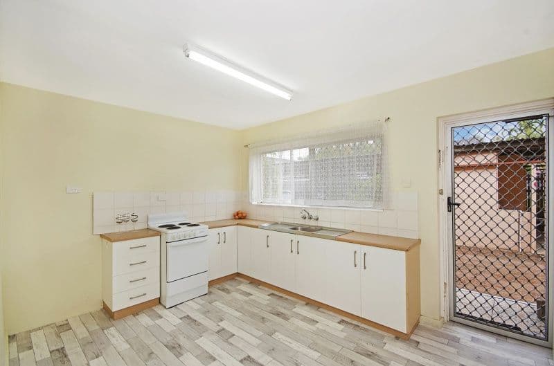 3 18A Carr Street, HERMIT PARK QLD 4812, Hermit Park - Thumbnail 4
