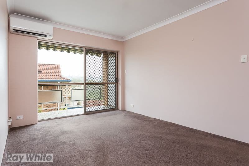 76 Kitchener Street, Coorparoo QLD 4151, Coorparoo - Thumbnail 3
