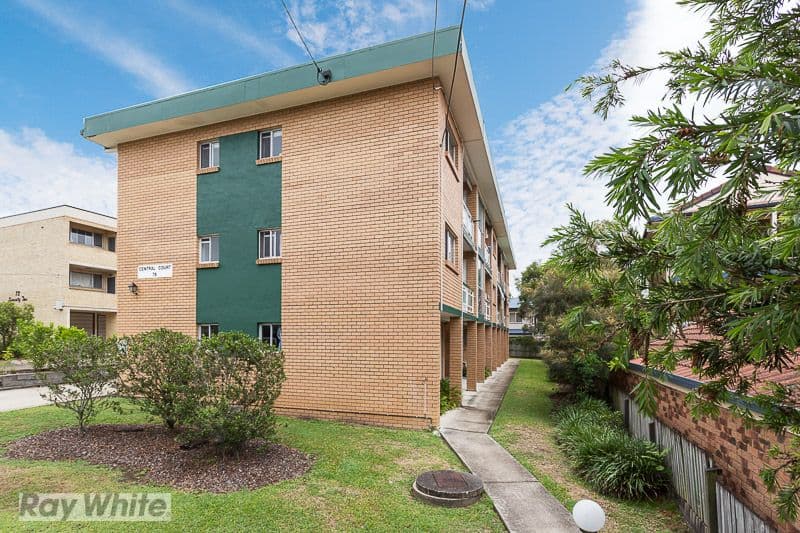 76 Kitchener Street, Coorparoo QLD 4151, Coorparoo - Thumbnail 4