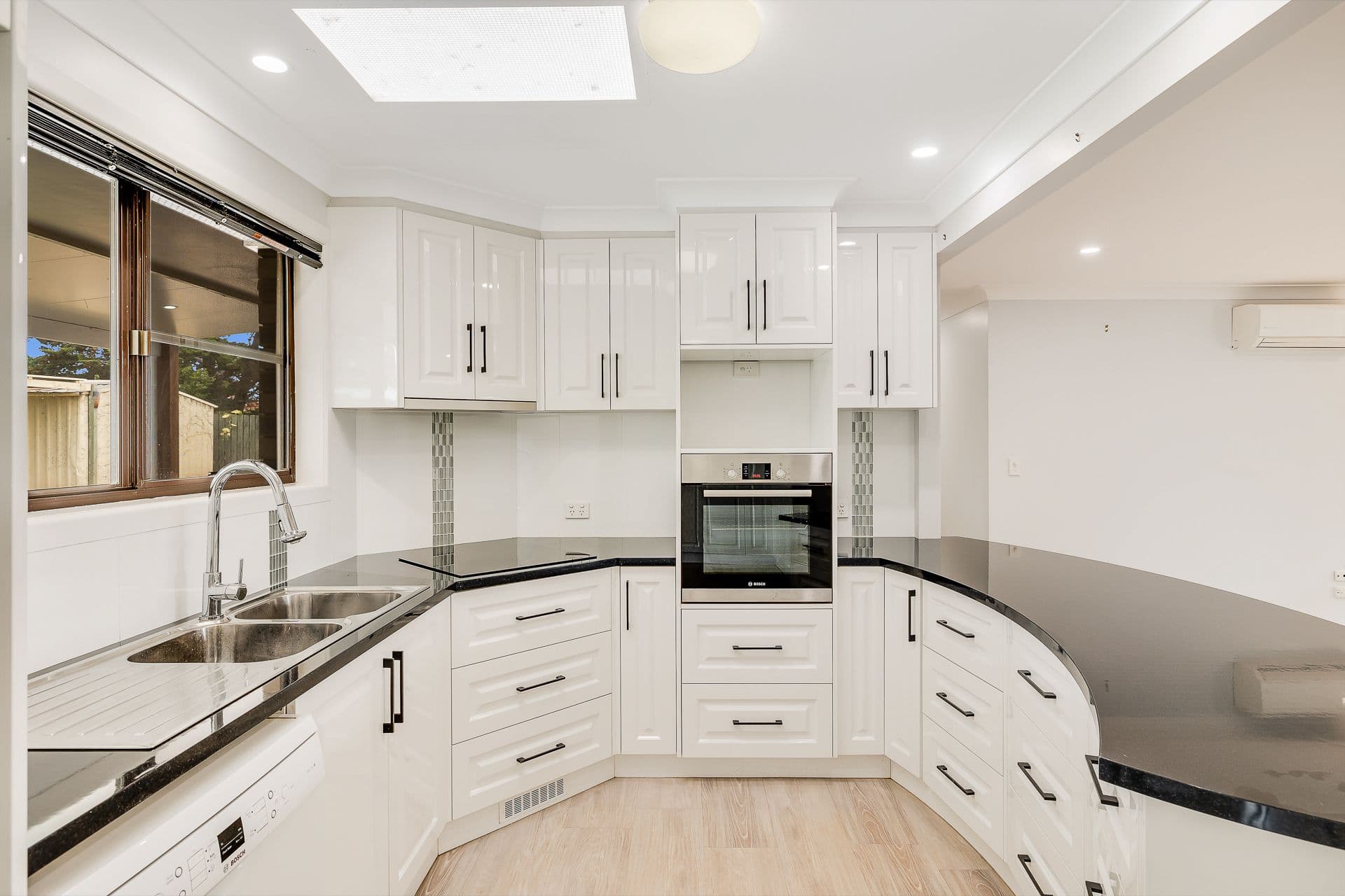 12 Westbrook Street, Newtown QLD 4350, Newtown - Thumbnail 3