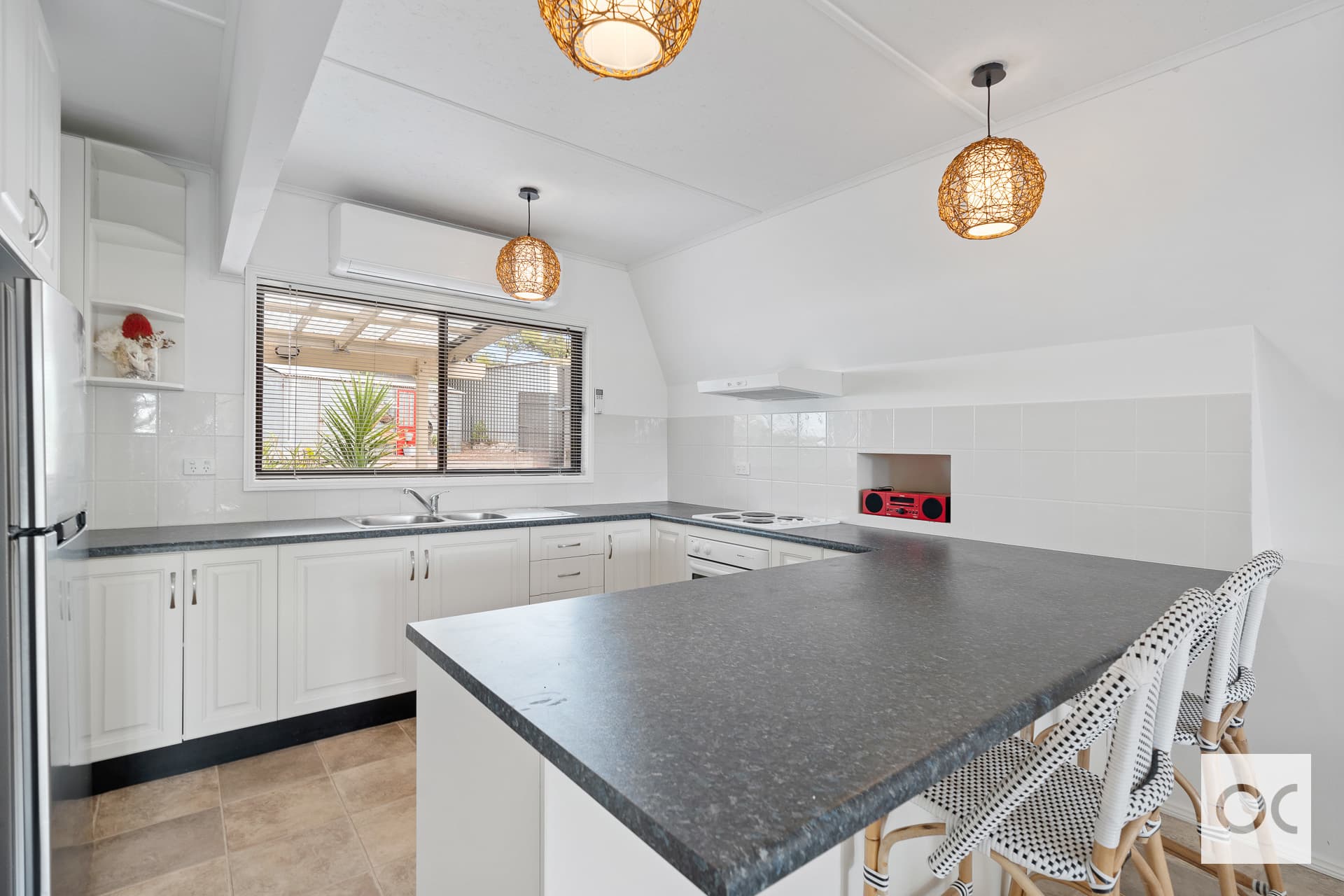 54 Bayview Road, Clayton Bay - Thumbnail 7