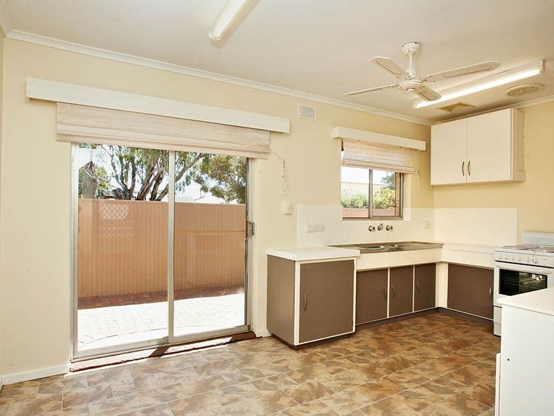 21 Dodd Avenue, PORT NOARLUNGA SA 5167, Port Noarlunga - Thumbnail 3