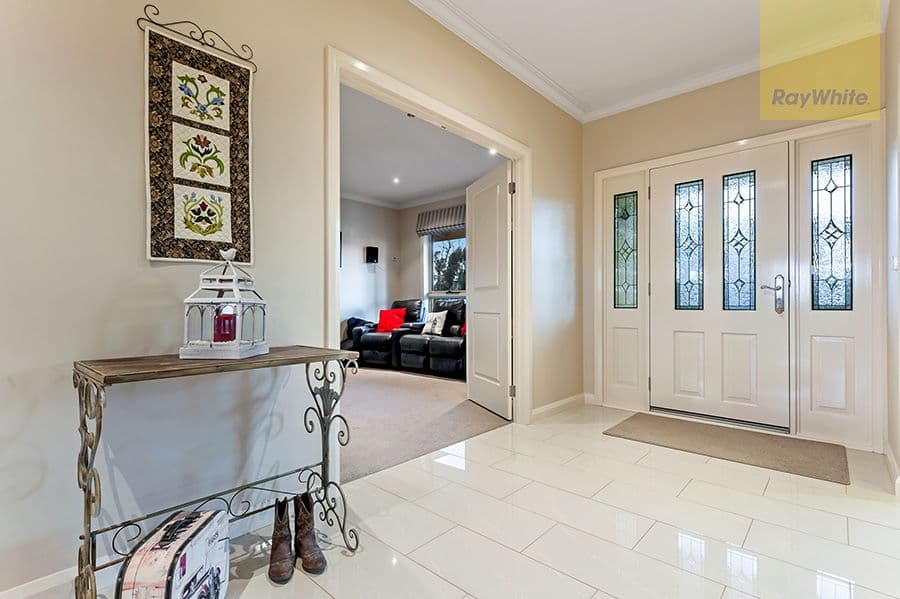 8 Vista Court, Heathcote Junction VIC 3758, Heathcote Junction - Thumbnail 4