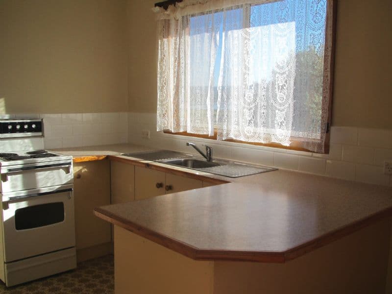42 Orana Place, RIVERSIDE TAS 7250, Riverside - Thumbnail 4