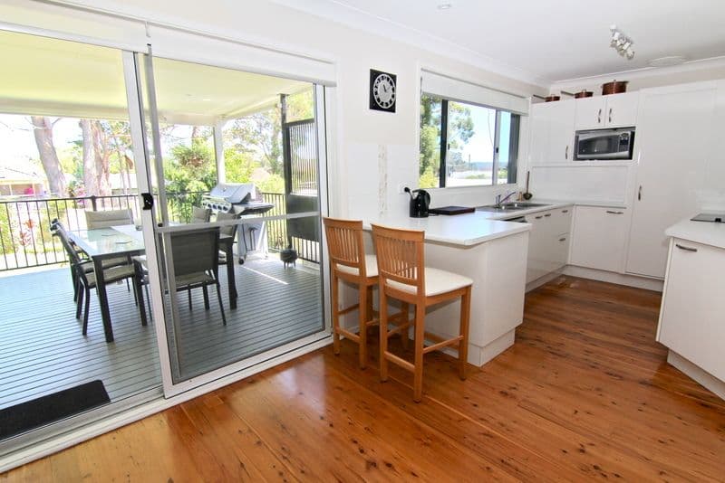 51 Patrick Crescent, SARATOGA NSW 2251, Saratoga - Thumbnail 3