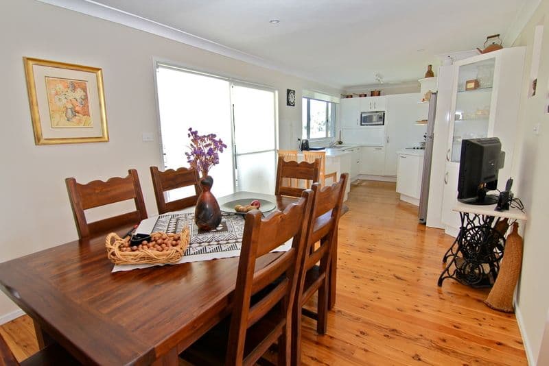 51 Patrick Crescent, SARATOGA NSW 2251, Saratoga - Thumbnail 6