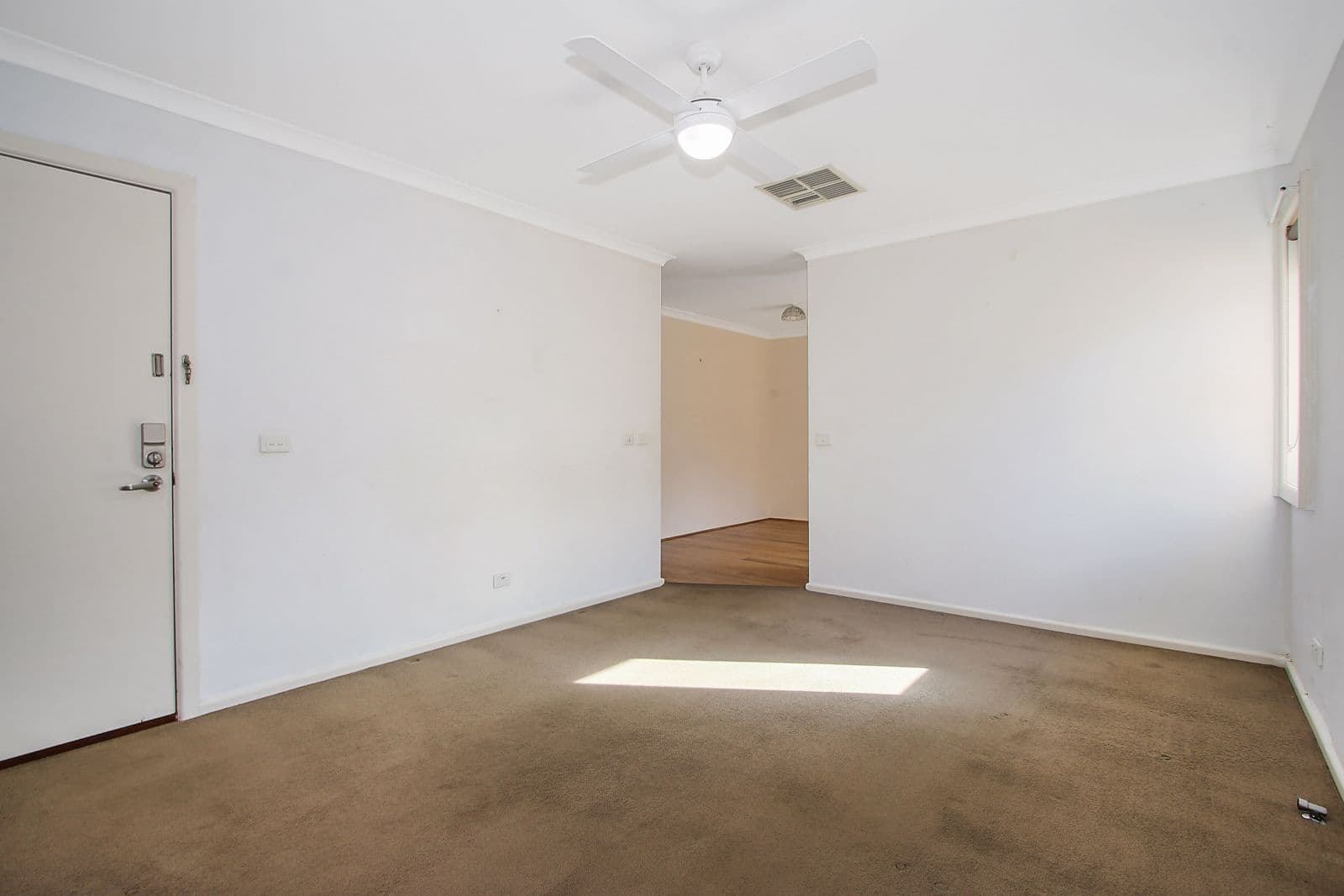1047 Koonwarra Street, North Albury NSW 2640, North Albury - Thumbnail 6