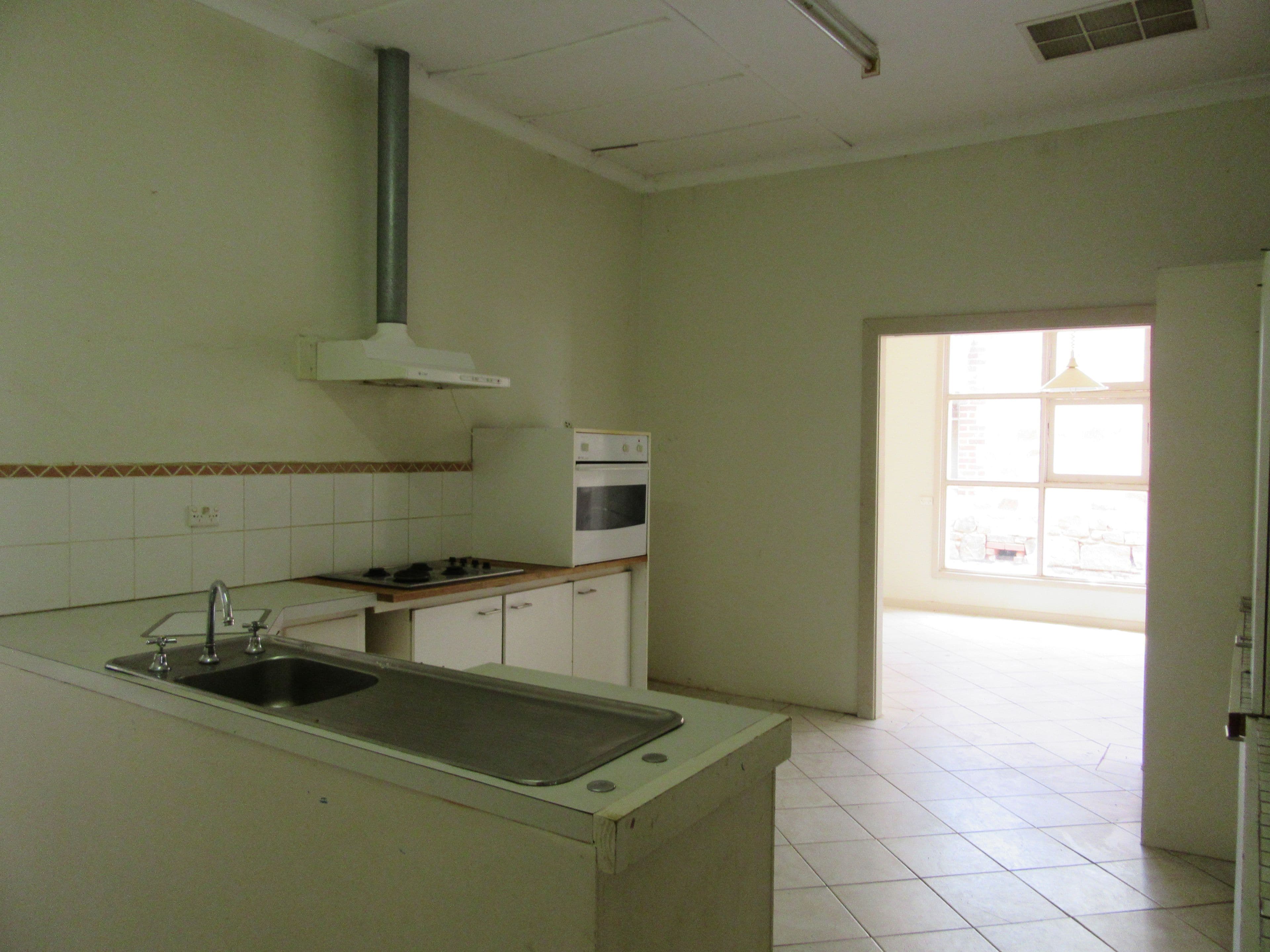 17 Robertson Street, Carnamah WA 6517, Carnamah - Thumbnail 3