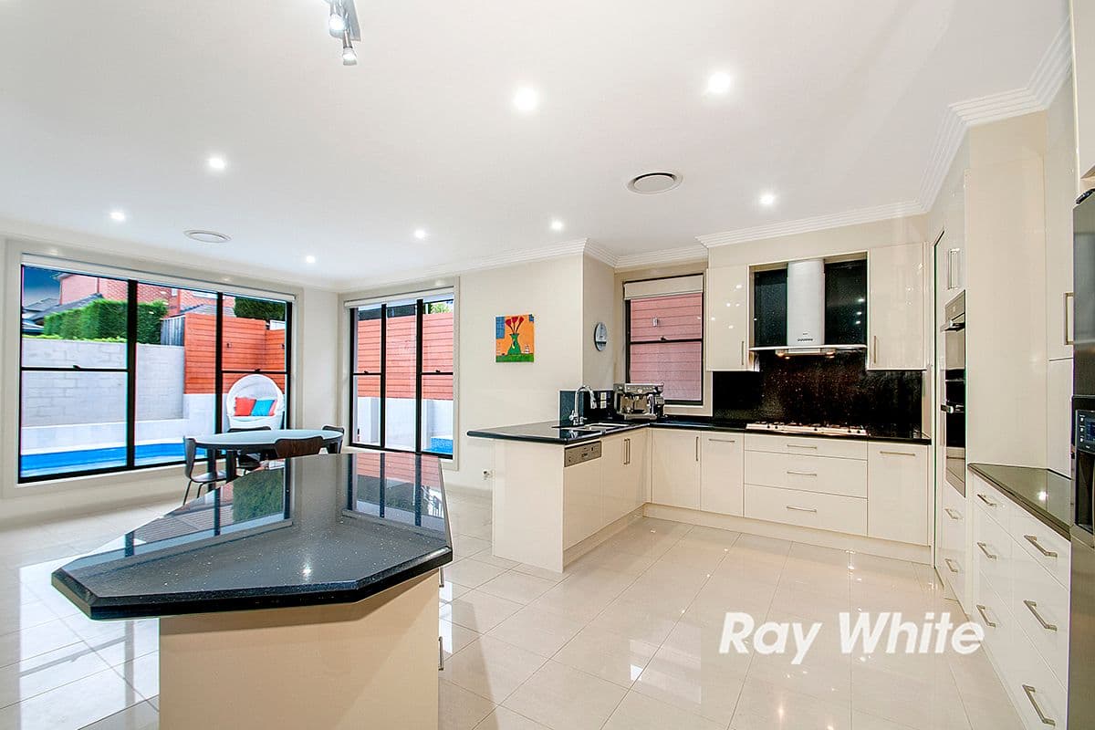 8 Ashburn Close, Bella Vista - Thumbnail 4