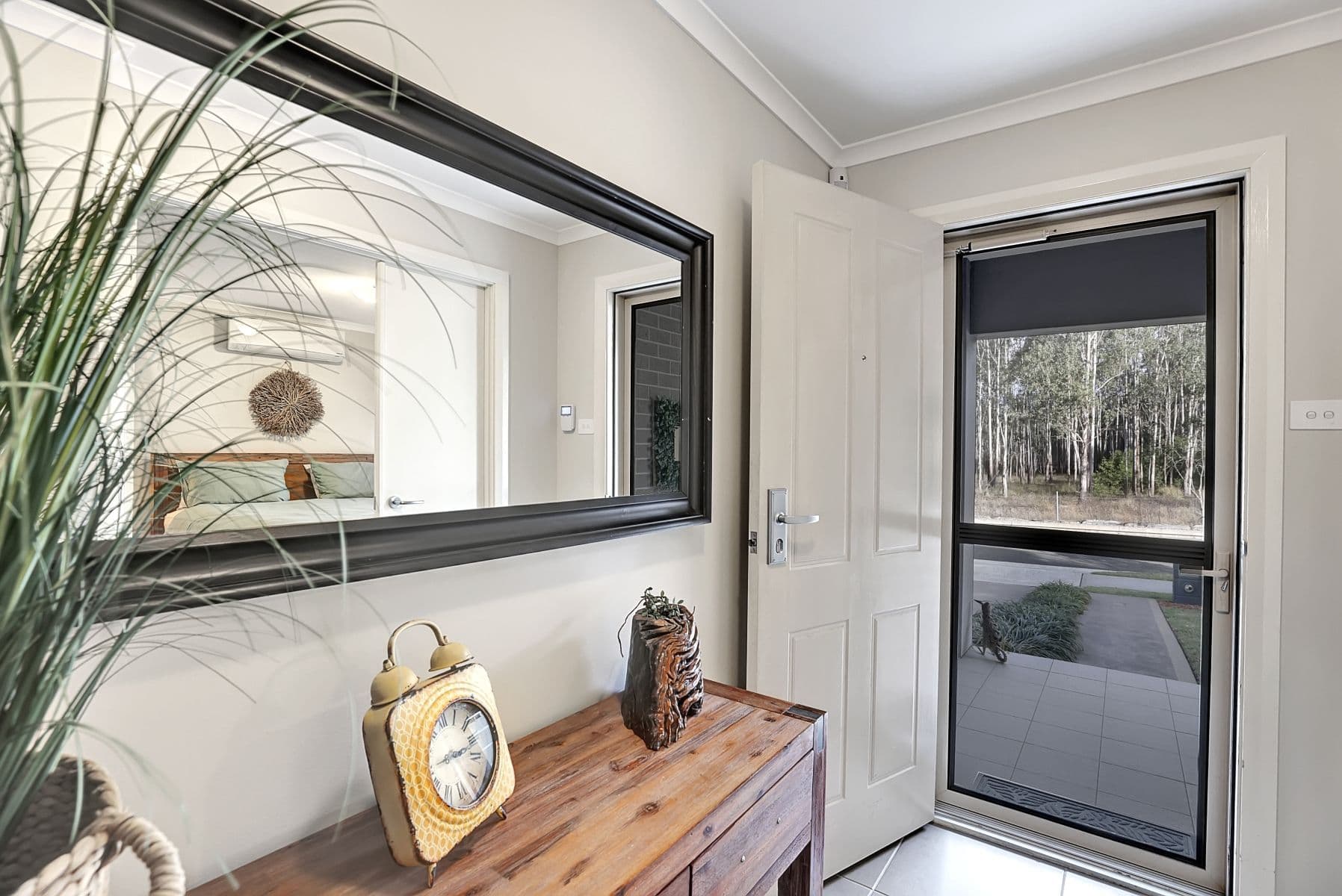 24 Bethany Circuit, JORDAN SPRINGS NSW 2747, Jordan Springs - Thumbnail 2