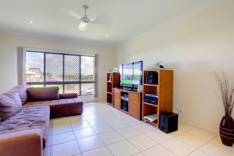 11 Lyrebird Lane, BOHLE PLAINS QLD 4817, Bohle Plains - Thumbnail 6