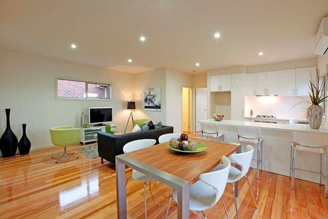73 Darebin Boulevard, RESERVOIR VIC 3073, Reservoir - Thumbnail 4