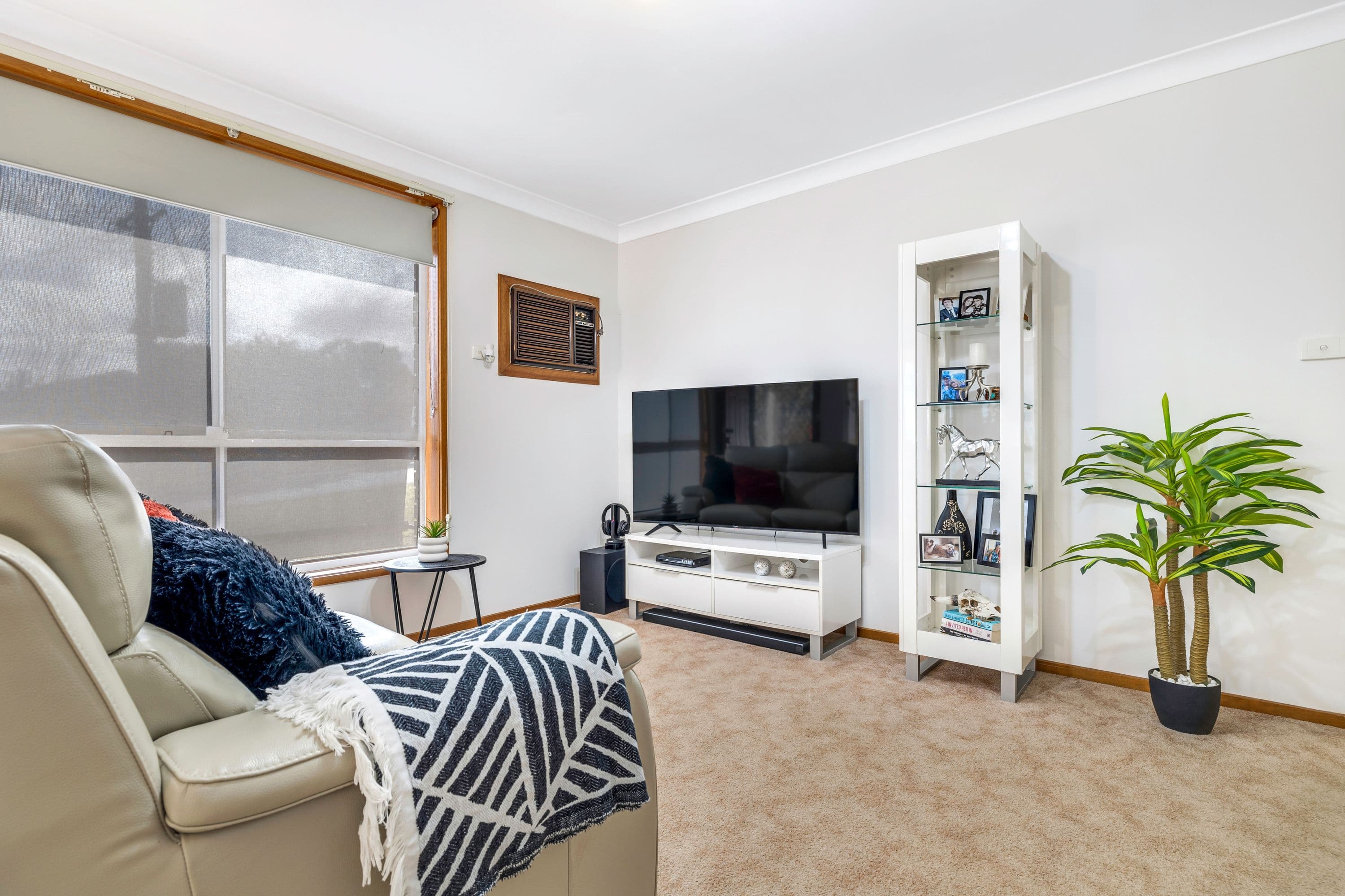 1 Roosevelt Drive, Tolland NSW 2650, Tolland - Thumbnail 2