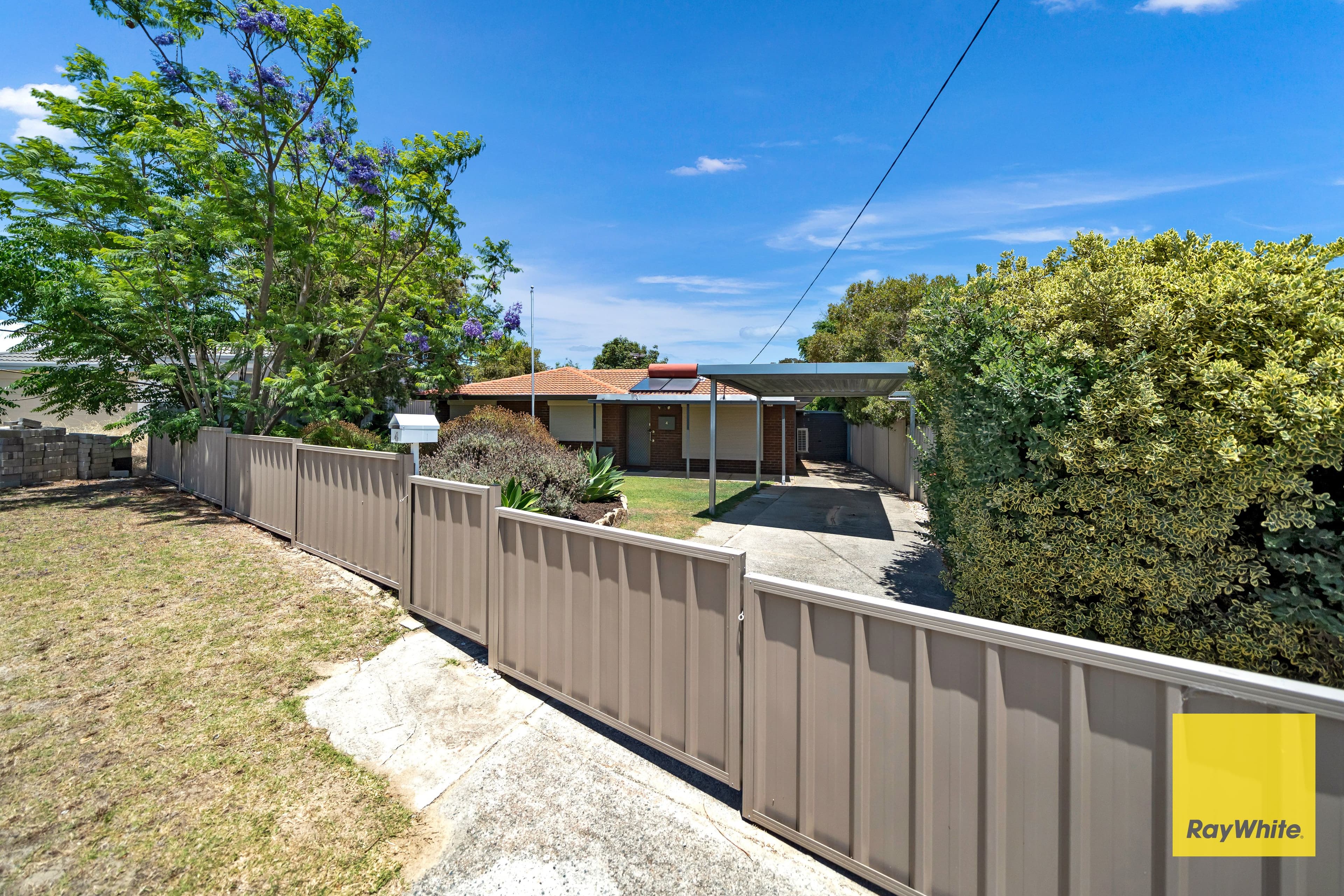 4 Lecky Court, Girrawheen WA 6064, Girrawheen - Image 1