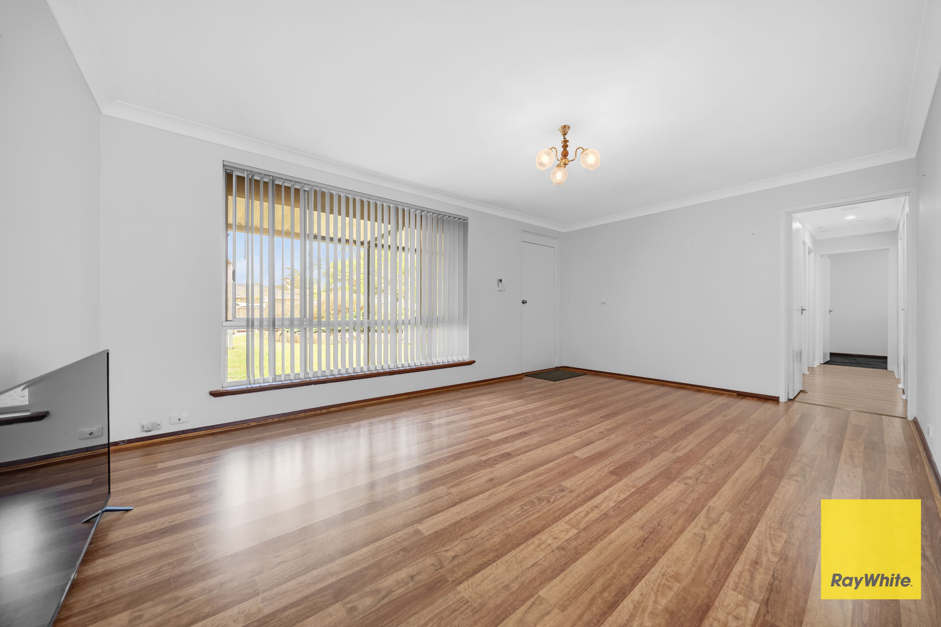 4 Lecky Court, Girrawheen WA 6064, Girrawheen - Thumbnail 5