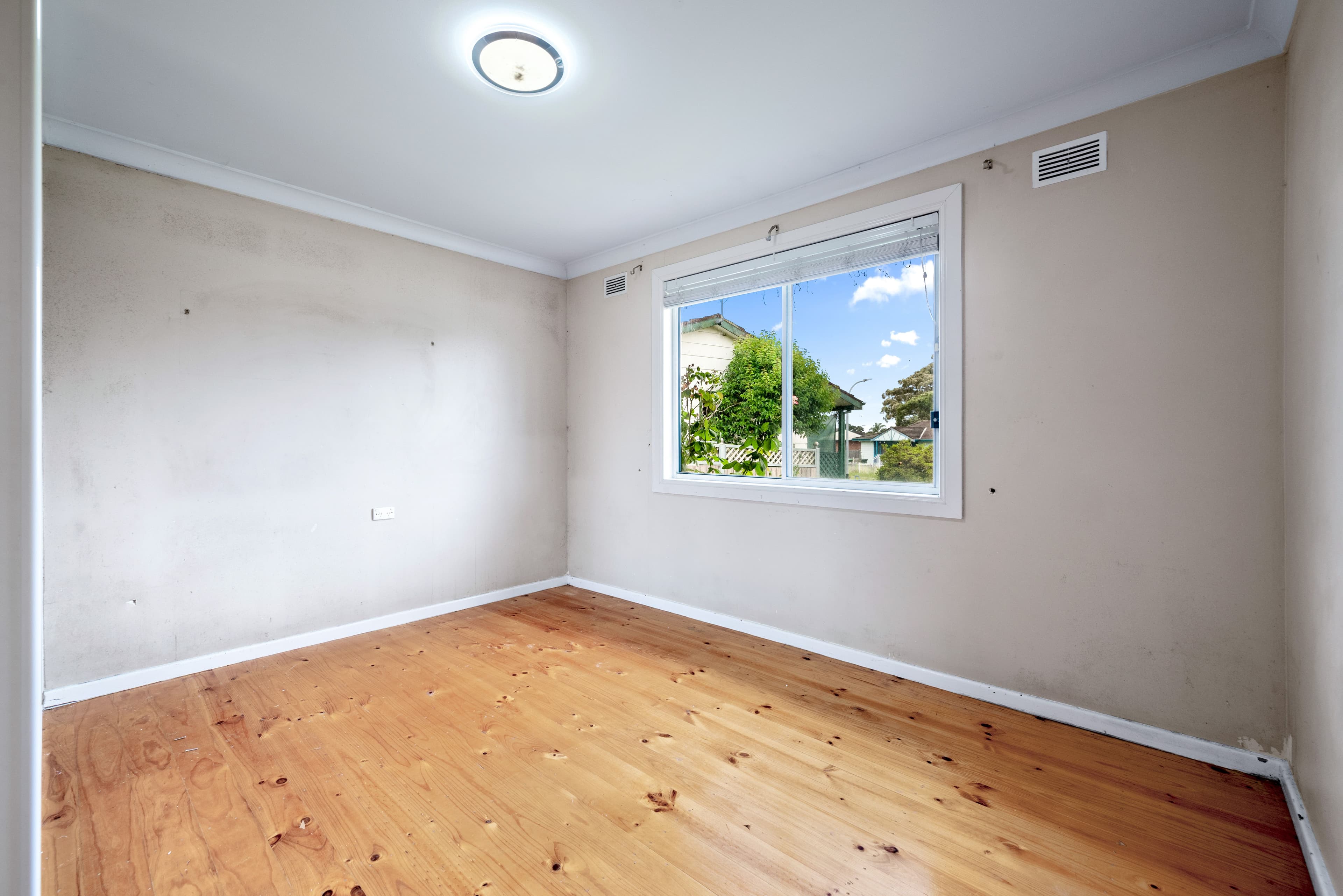 69 Grevillea Crescent, Macquarie Fields NSW 2564, Macquarie Fields - Thumbnail 7