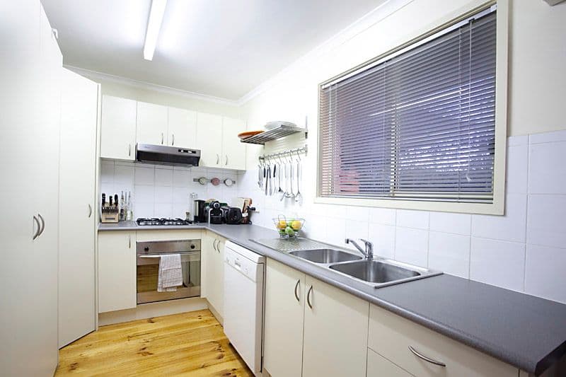 23 Silk Street, Rosanna, Rosanna - Thumbnail 4